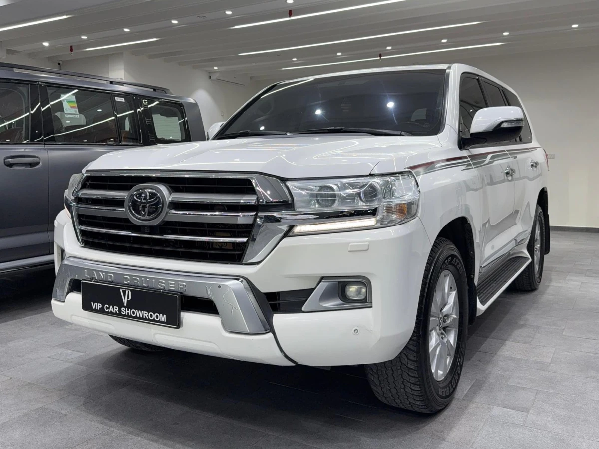 Toyota Land Cruiser GX.R 2016
