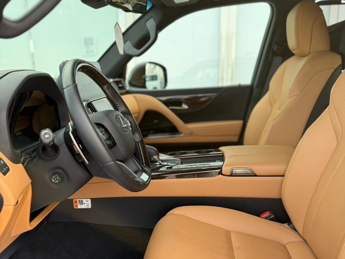 Lexus LX 700 H 2025 - Image 2