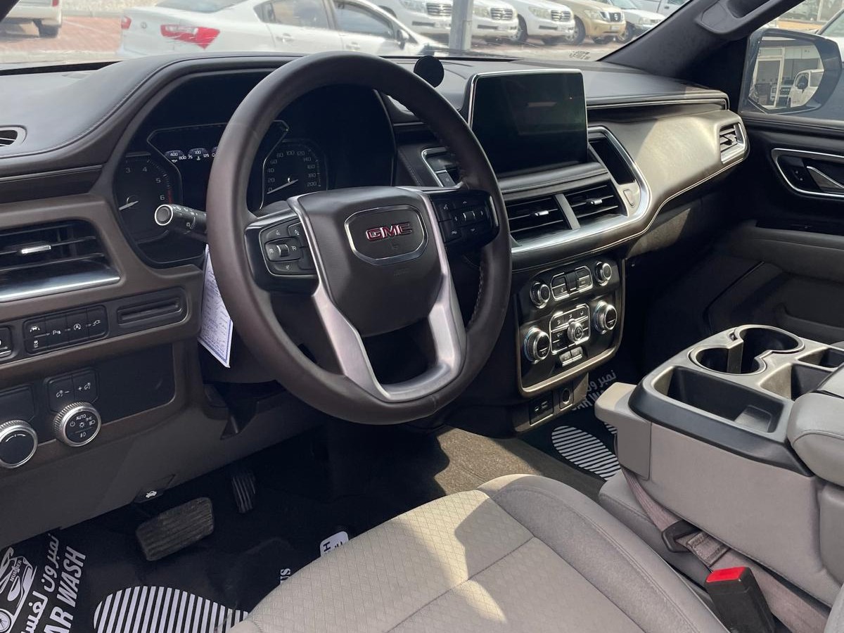 GMC Yukon SLE 2021 - Image 4