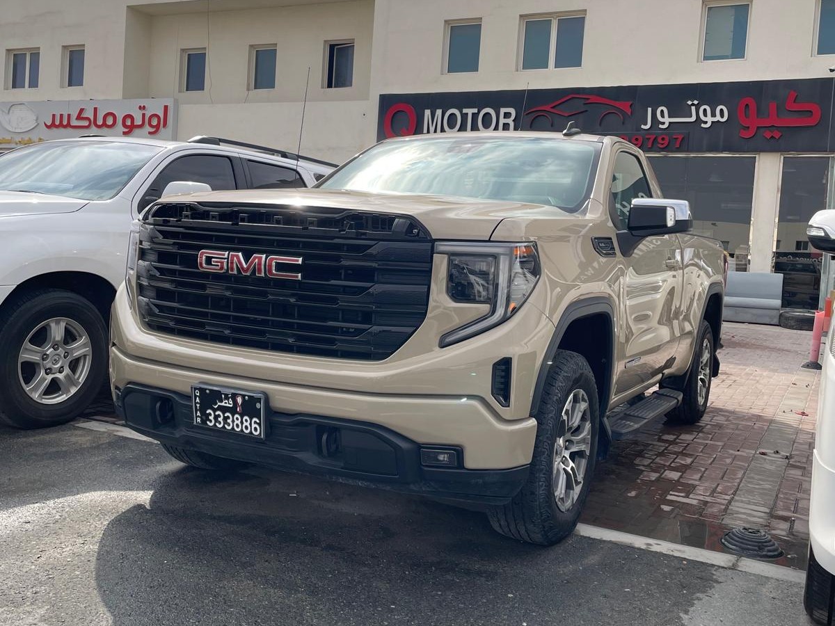 GMC Sierra Elevation  2022 - Image 1