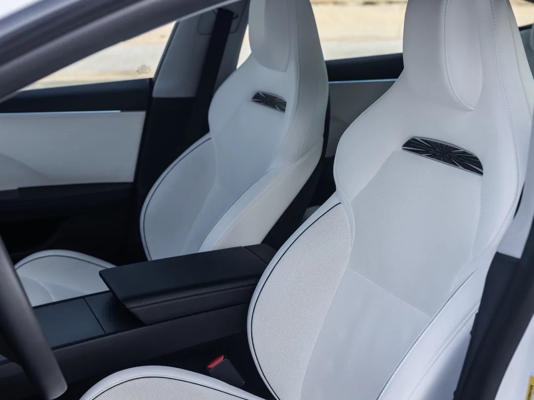Tesla Model 3  2025 - Image 4