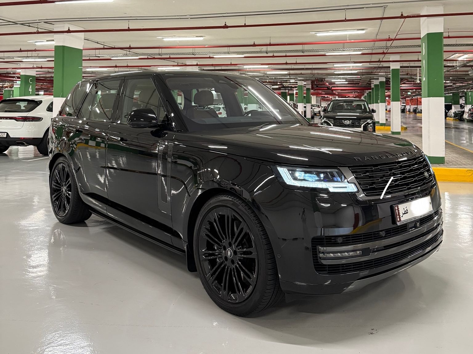 Land Rover Range Rover Vogue HSE 2023 - Image 1