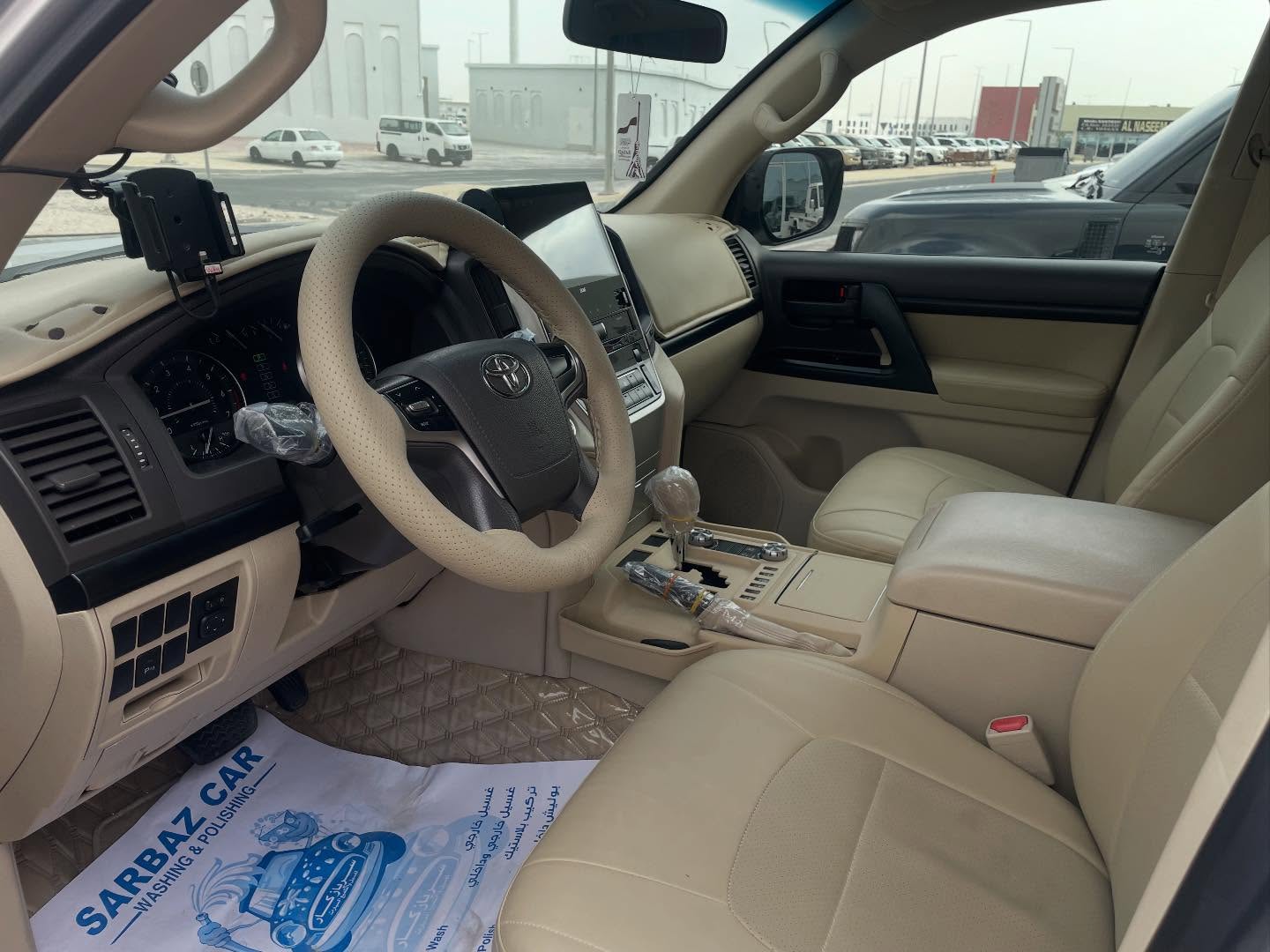 Toyota Land Cruiser GX 2020 - Image 2