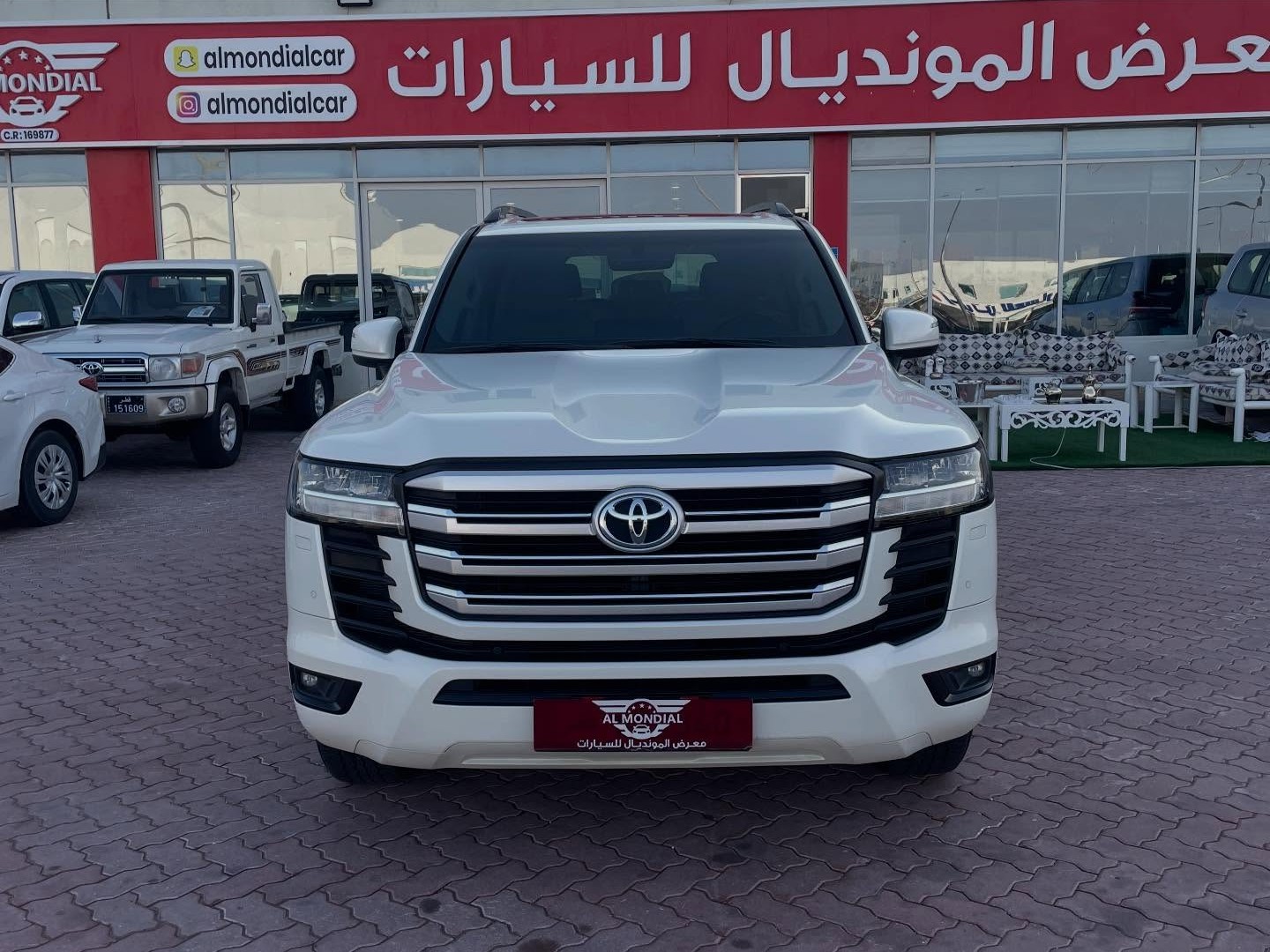 Toyota Land Cruiser GX.R 2022 - Image 2