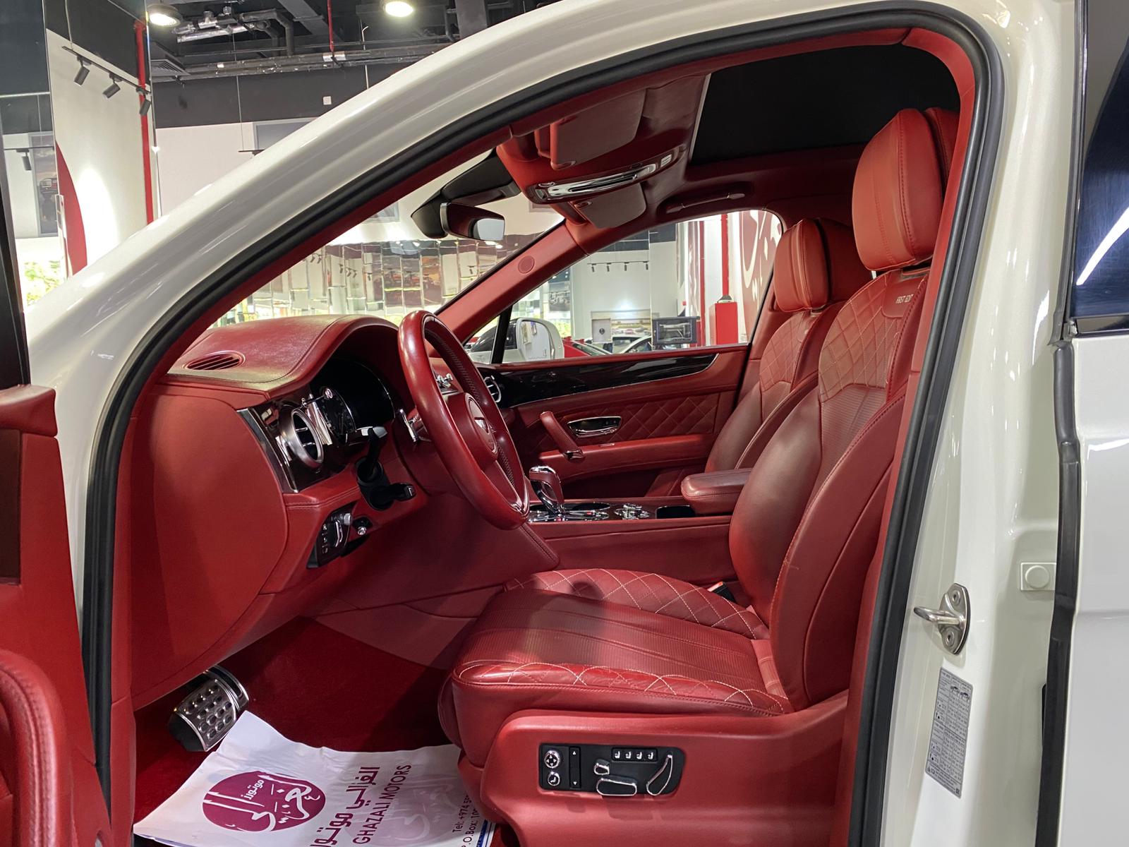 Bentley Bentayga 2017 - Image 4