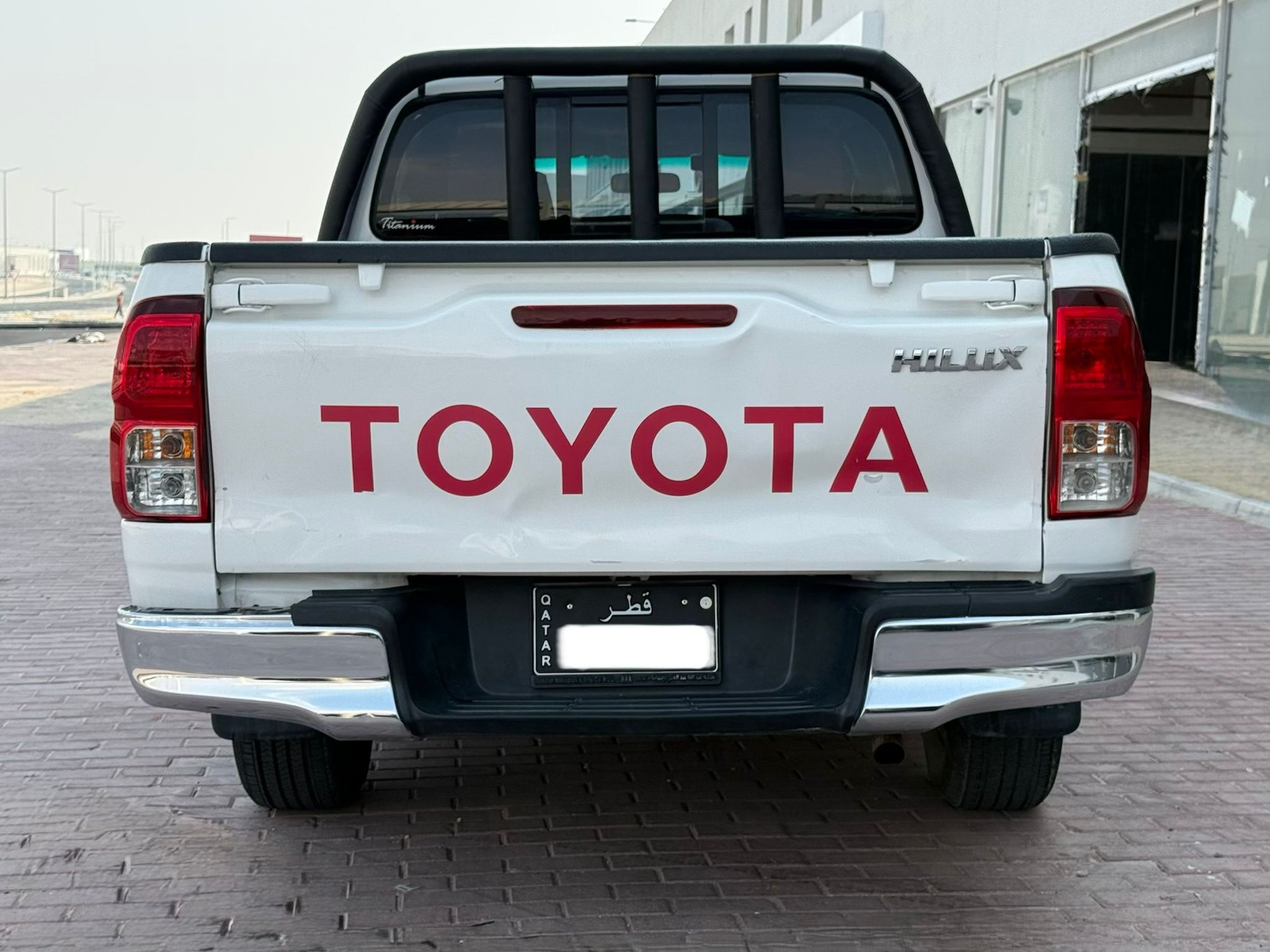 Toyota Hilux 2020 - Image 3