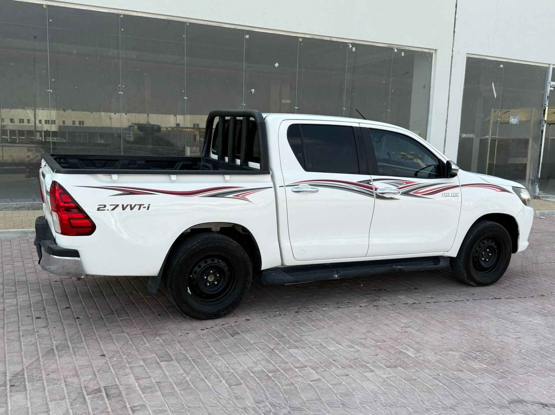 Toyota Hilux 2020 - Image 4