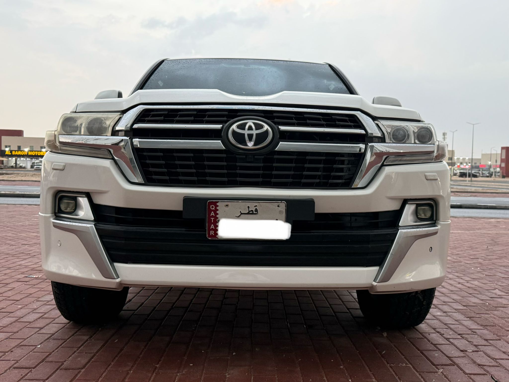 Toyota Land Cruiser VX.R 2012 - Image 2
