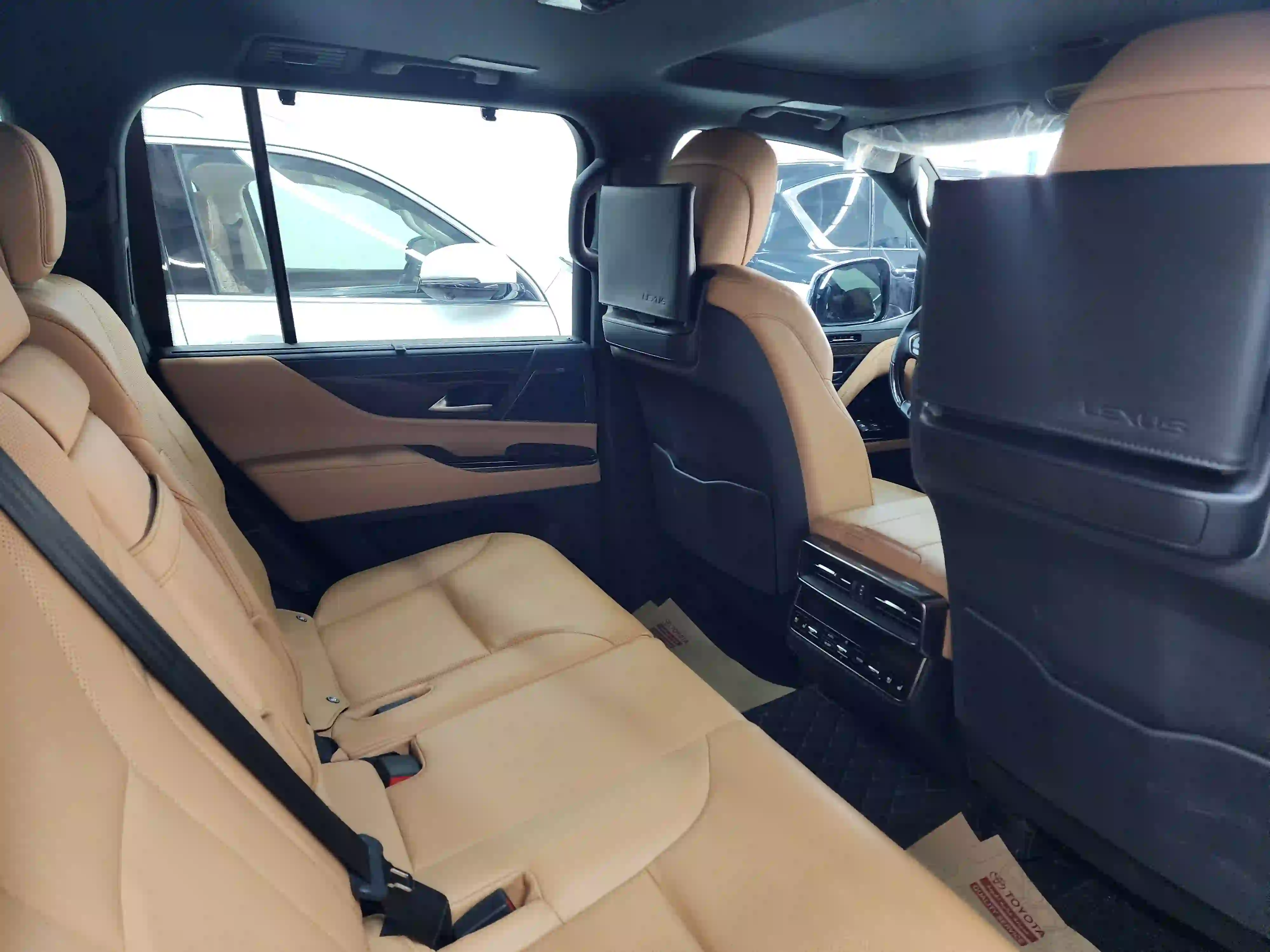 Lexus LX 600 2024 - Image 3