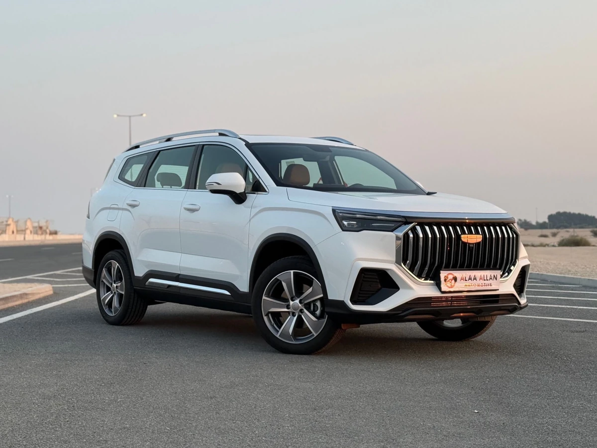 Geely  okavango 2025