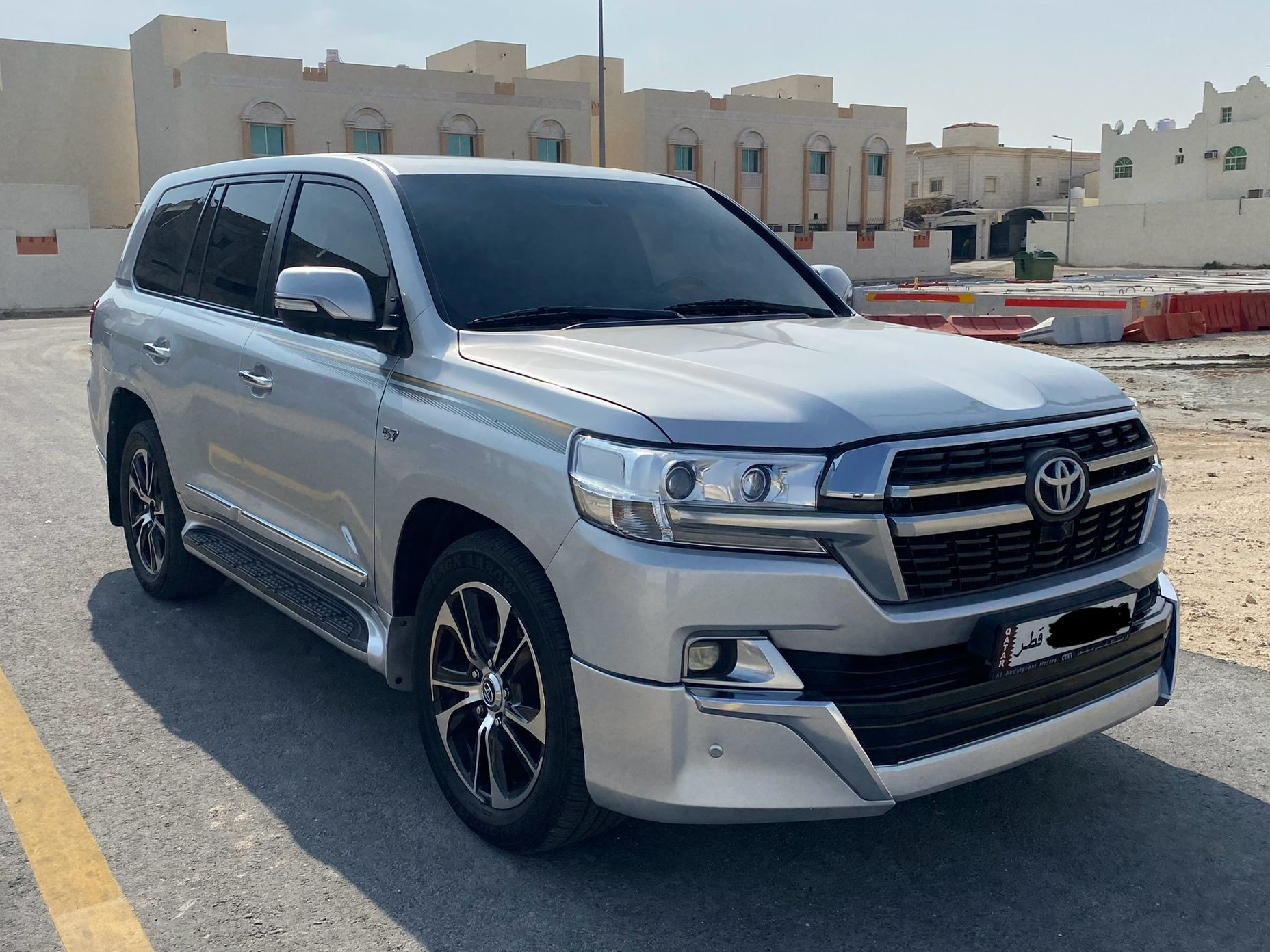Toyota Land Cruiser VX.R 2021 - Image 2