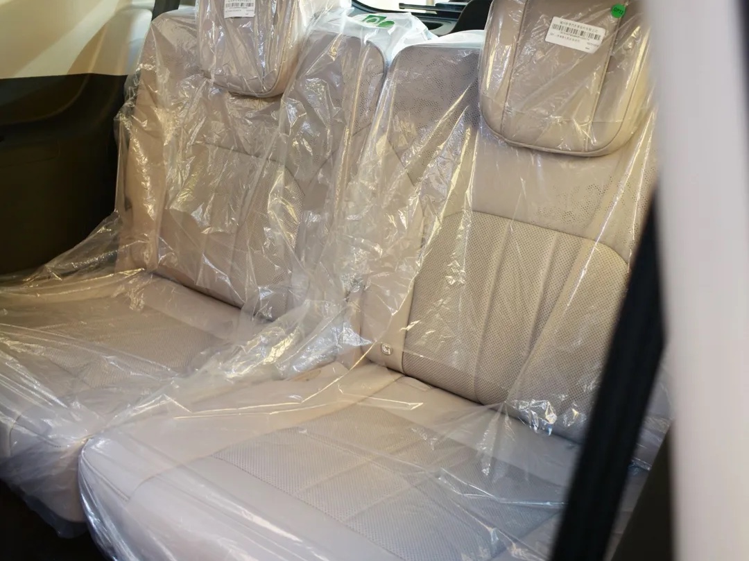 Jetour  G700 2026 - Image 2