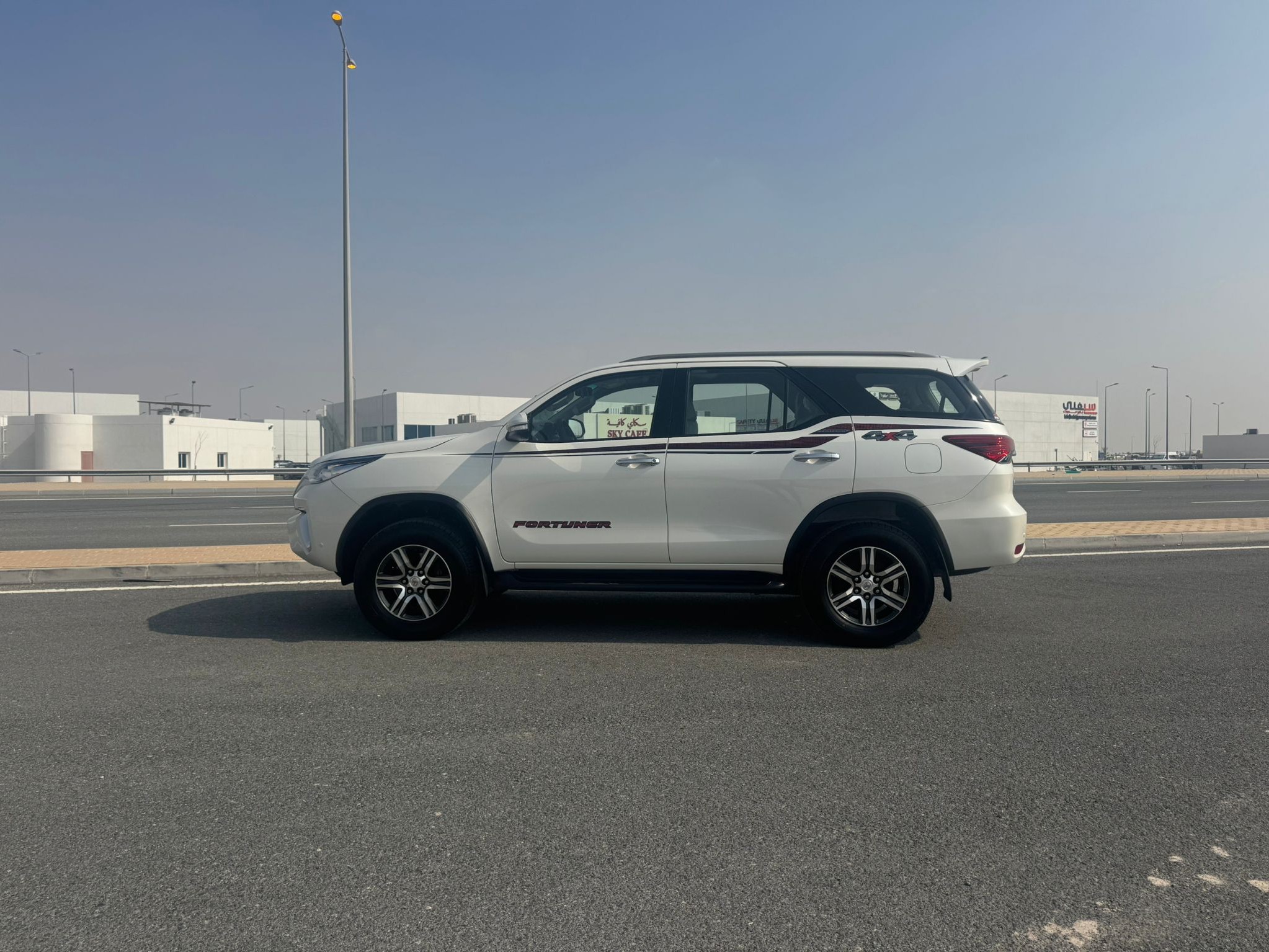 Toyota Fortuner 2017 - Image 3