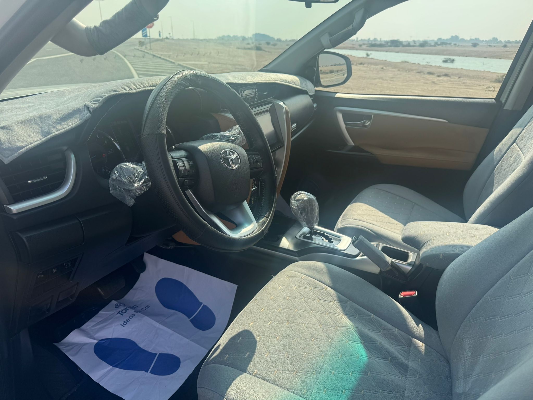 Toyota Fortuner 2017 - Image 4