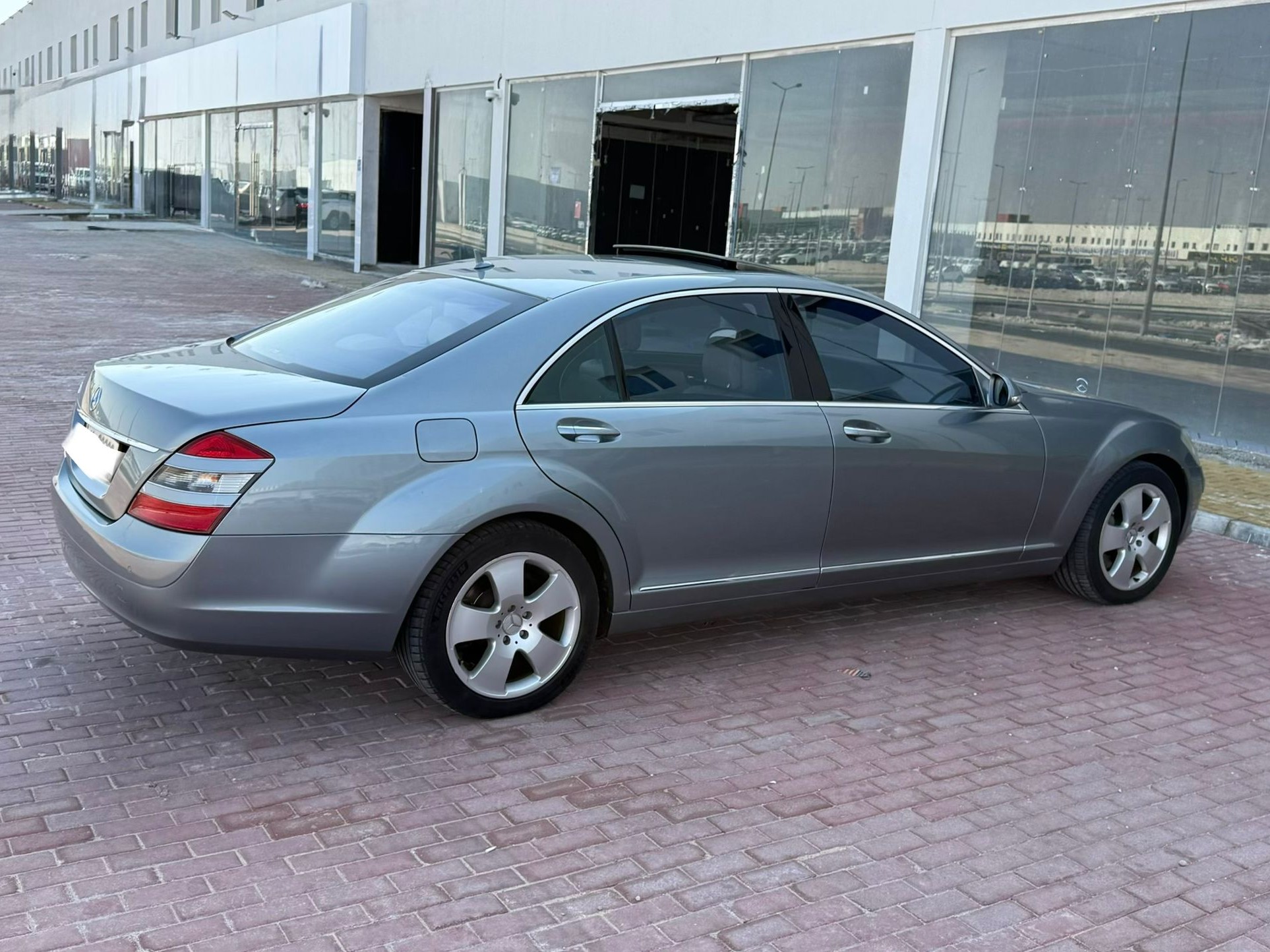 Mercedes-Benz S-Class Sedan 500 2007 - Image 4