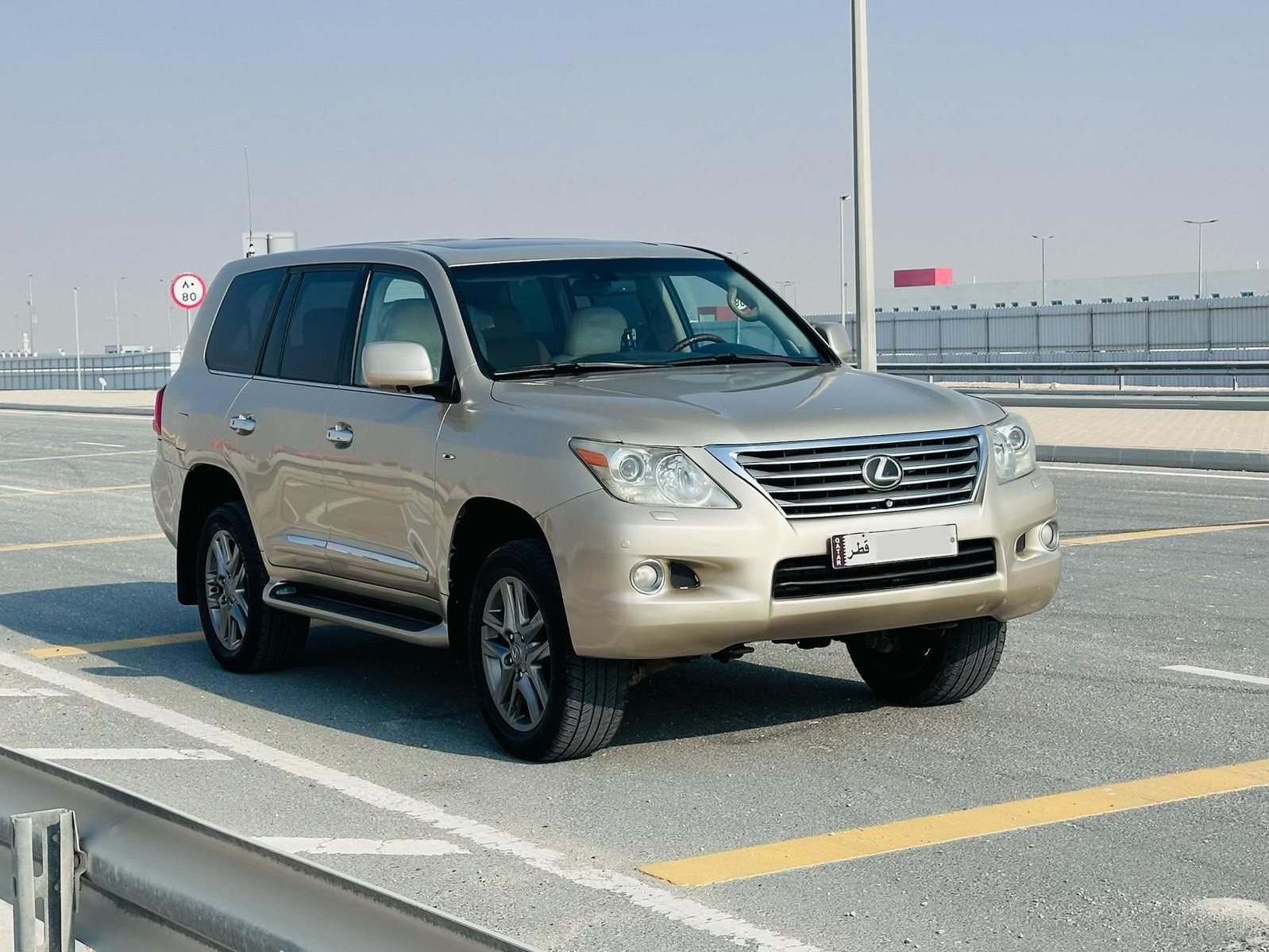 Lexus LX 570 2008 - Image 4