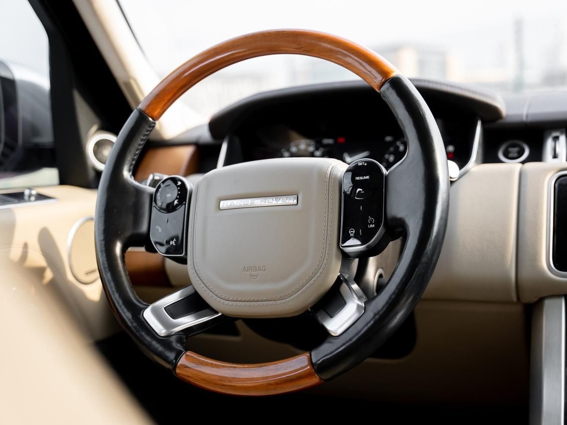 Land Rover Range Rover HSE 2019 - Image 3