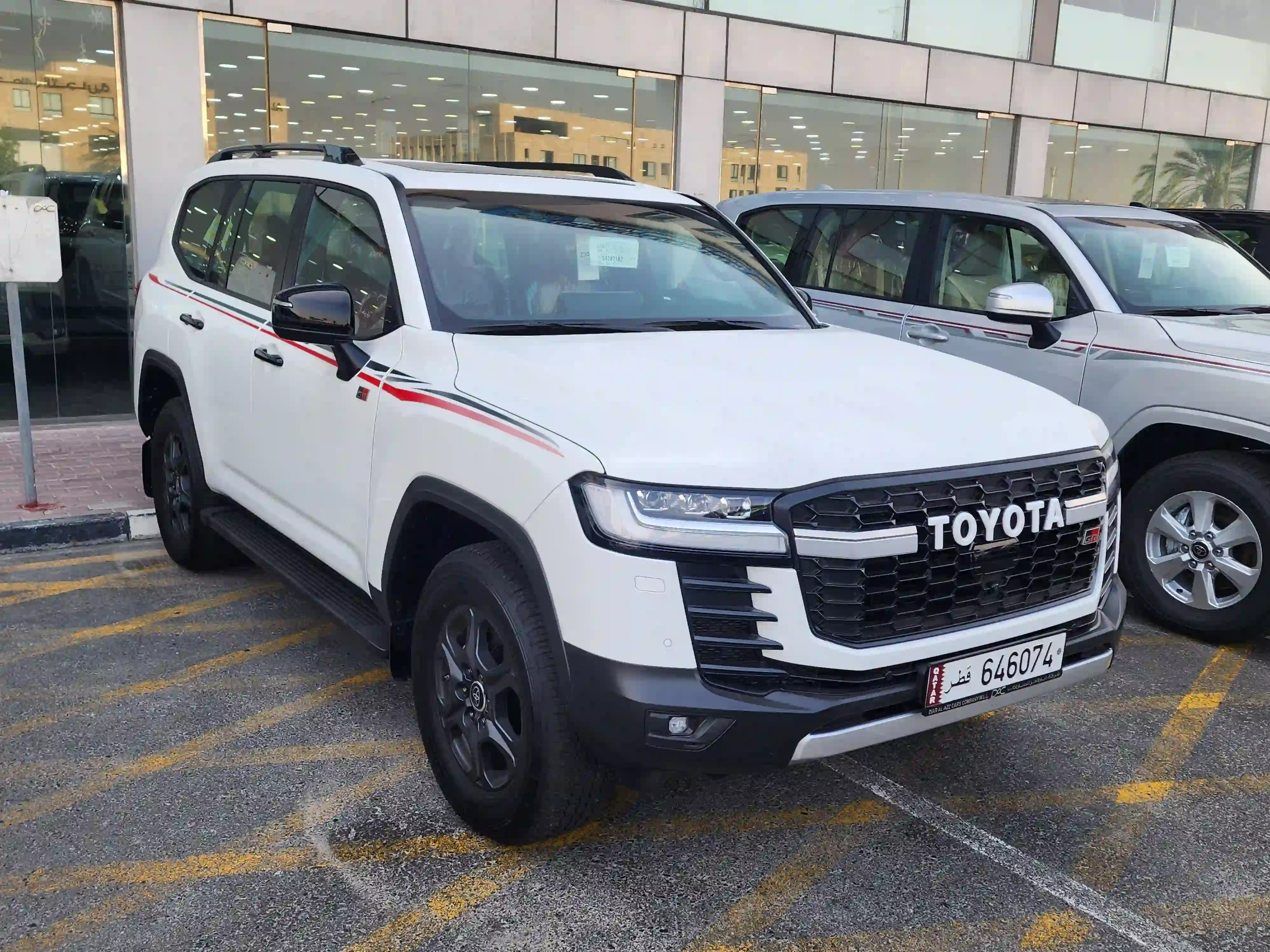 Toyota Land Cruiser G/R 2025 - Image 2