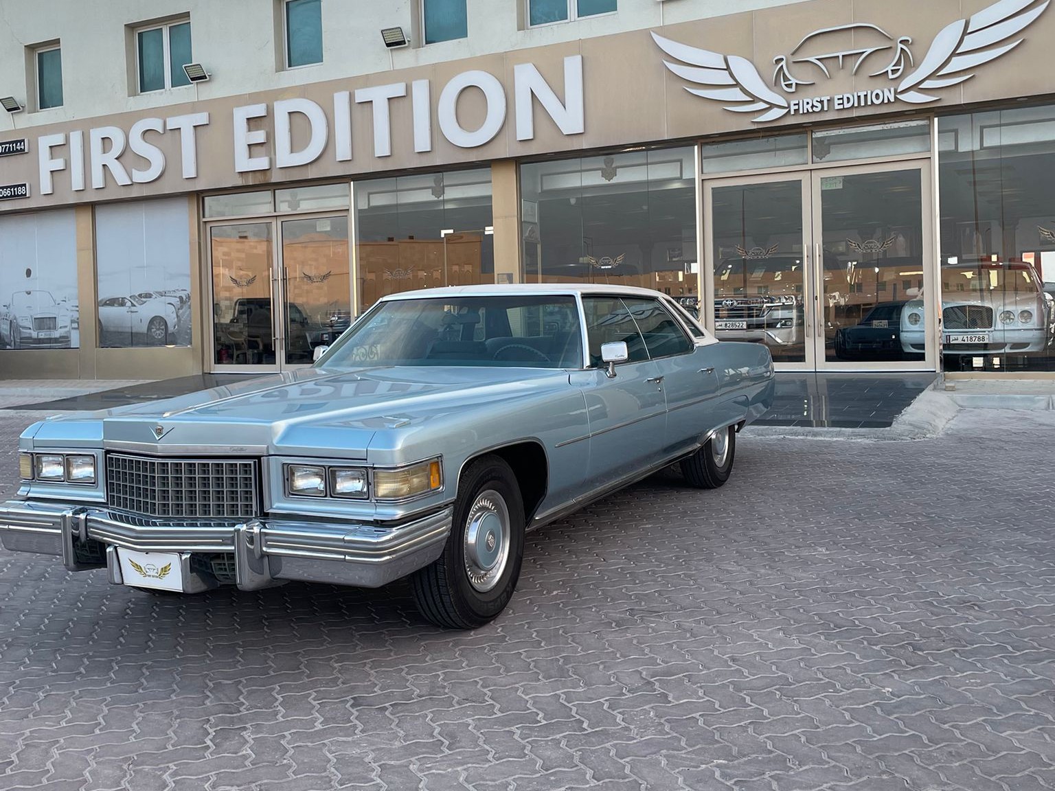 Cadillac Deville 1976 - Image 2