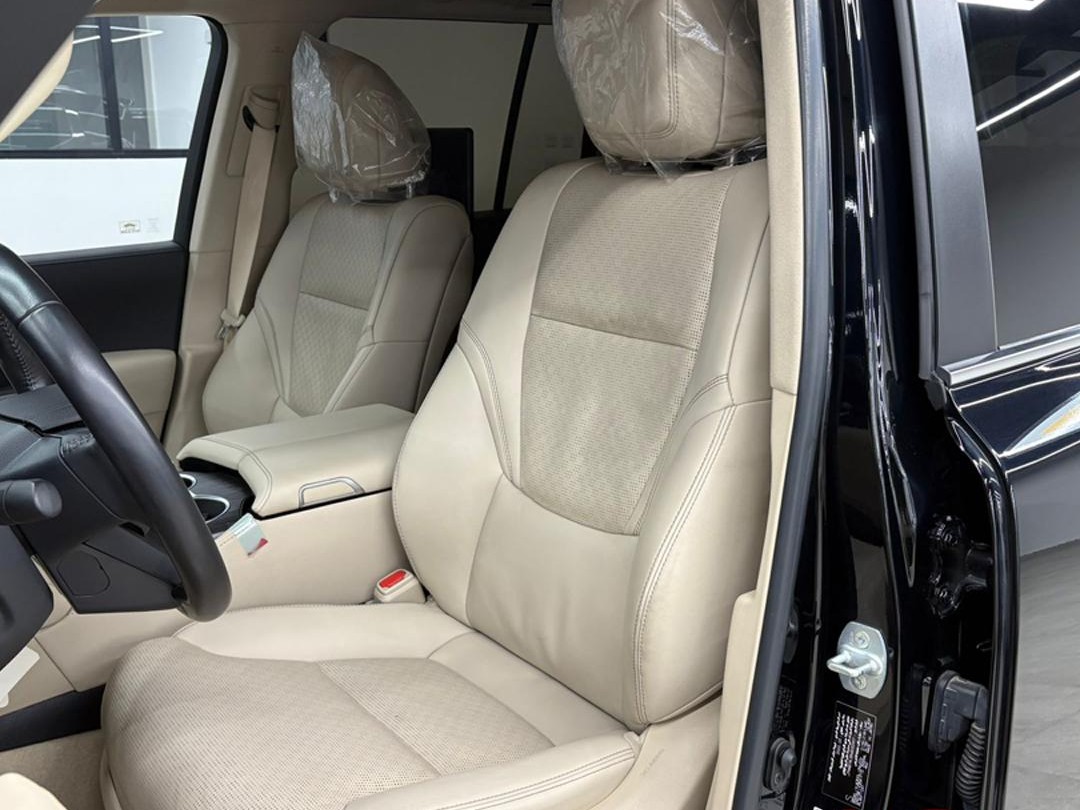 Toyota Land Cruiser VX.R 2022 - Image 2