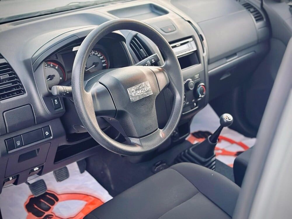 ISUZU D’MAX 2026 - Image 4