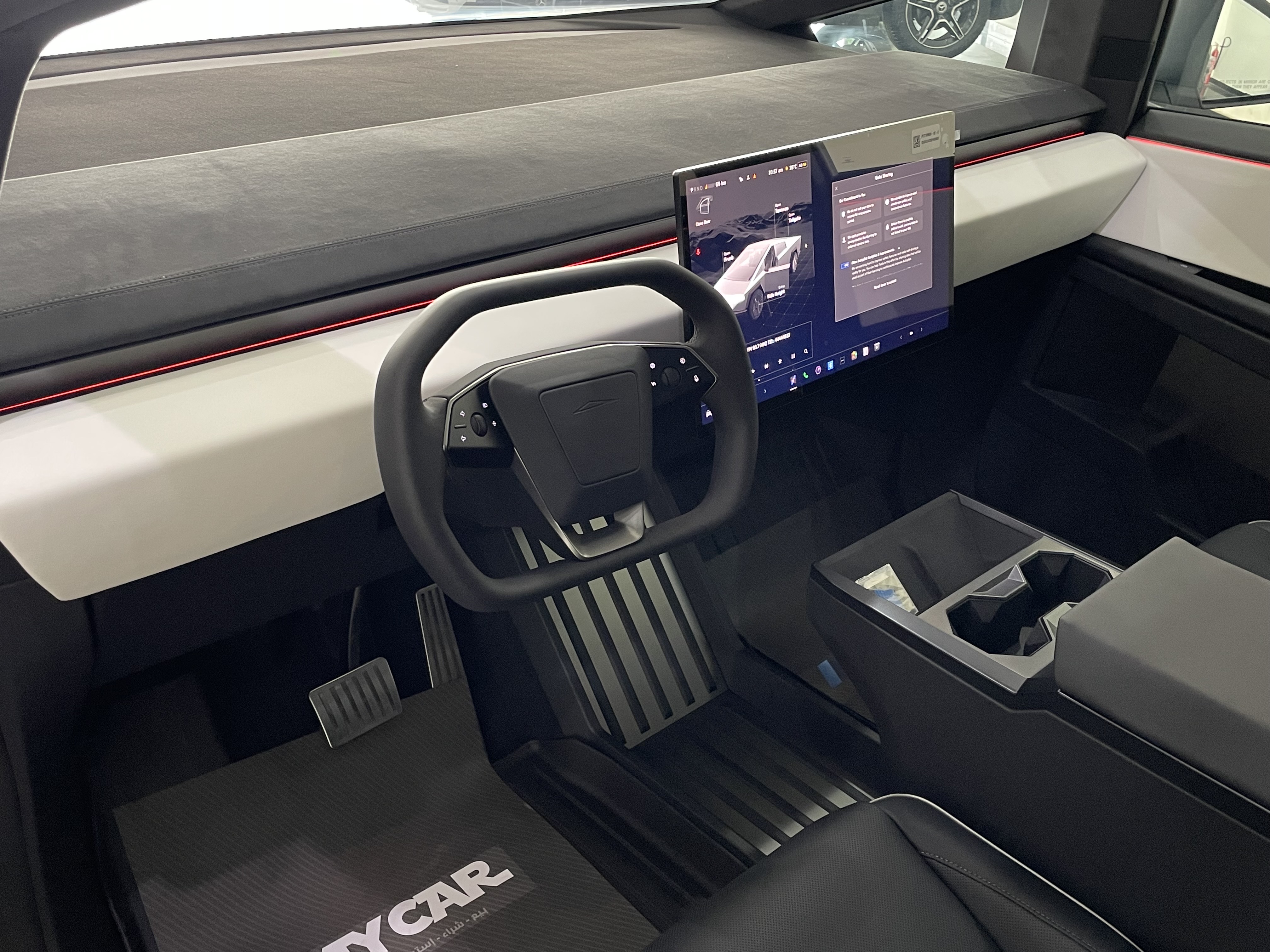 Tesla Cybertruck  - Image 4