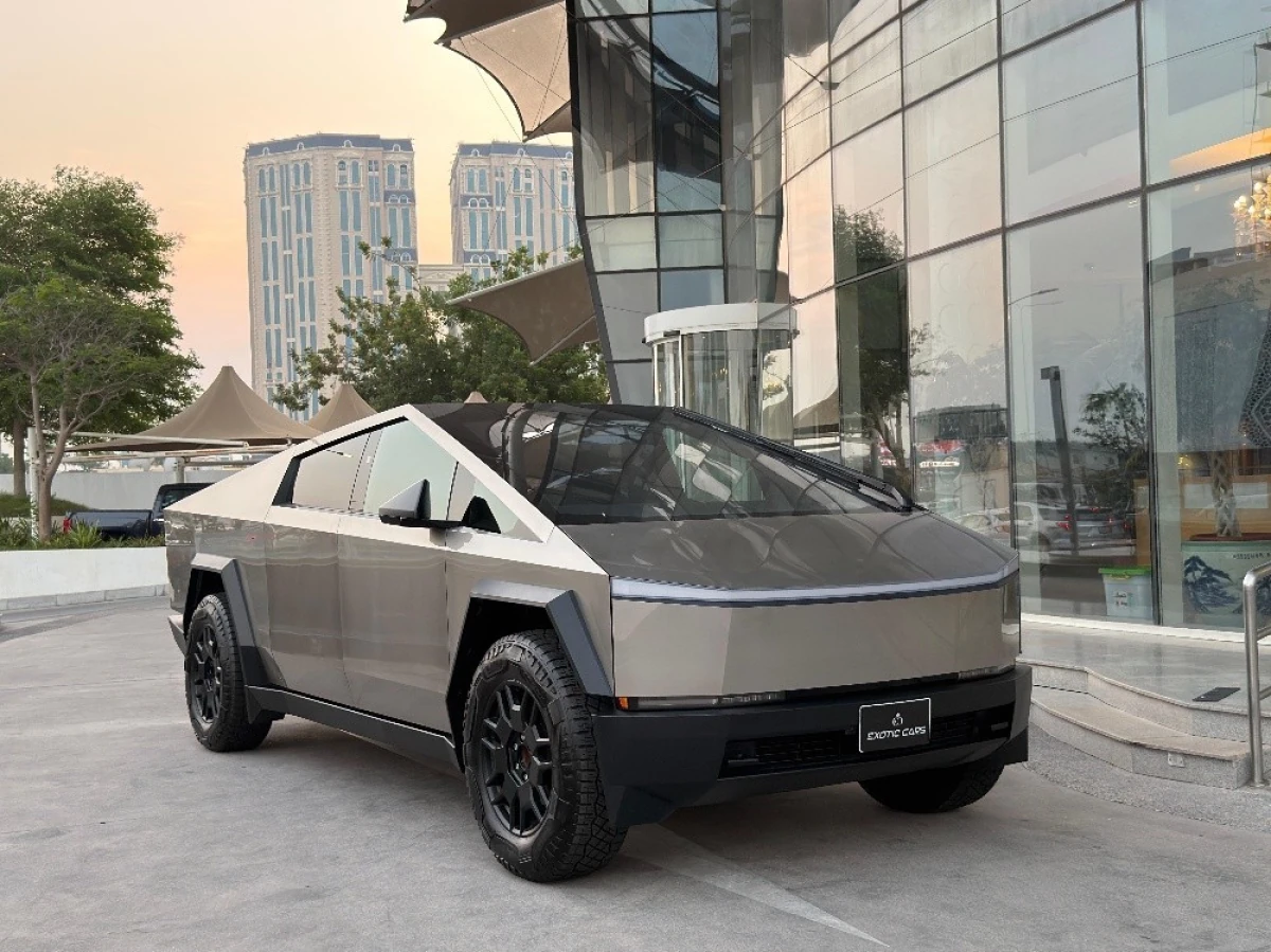 Tesla Cybertruck  2024