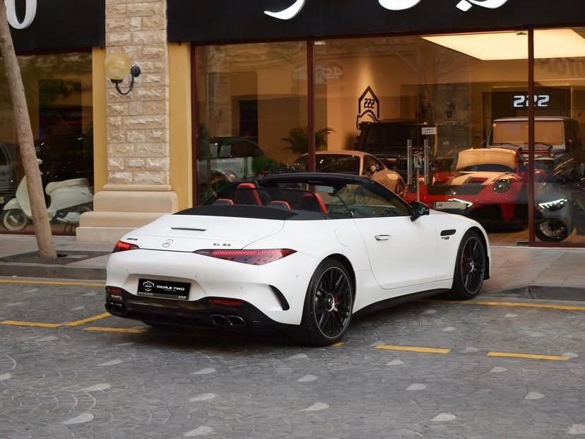 Mercedes-Benz SL-Class 55 AMG  2023 - Image 3