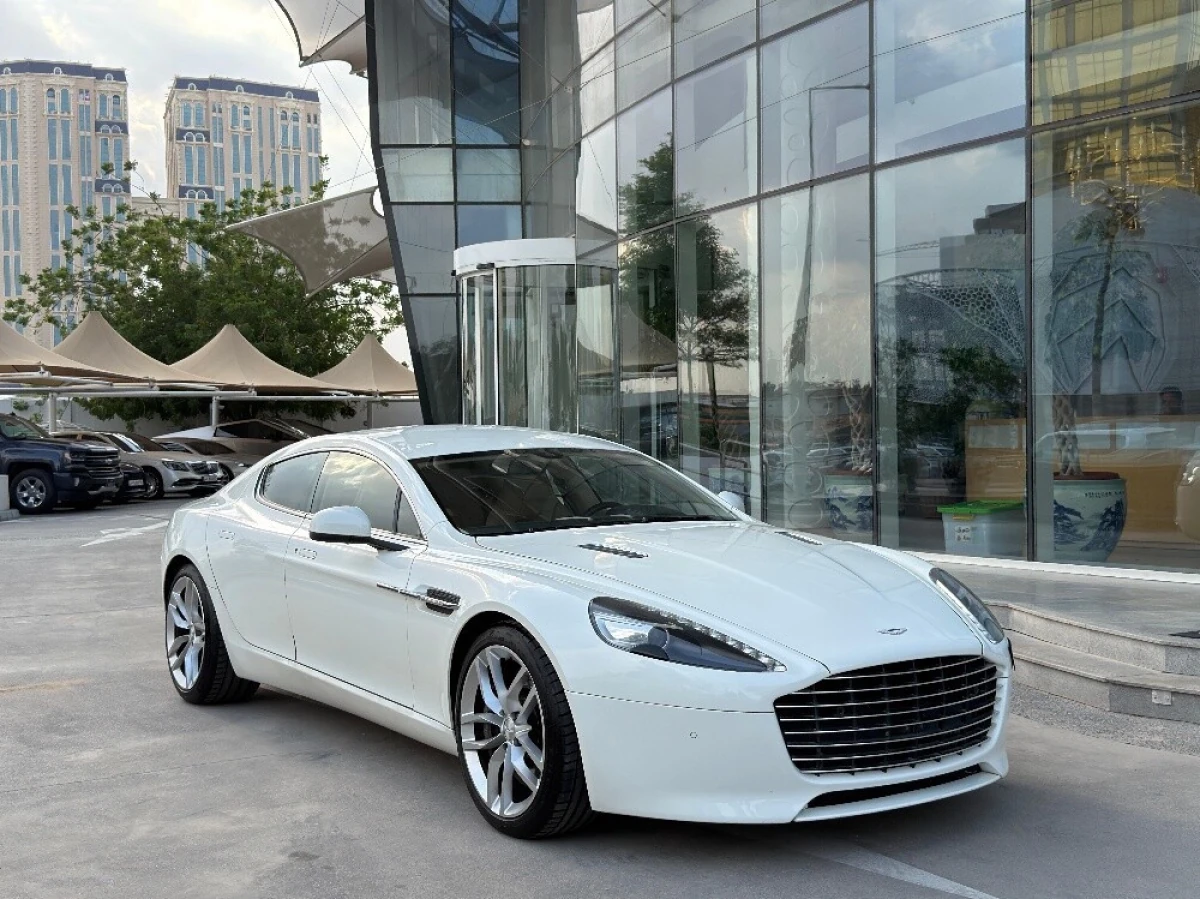Aston Martin Rapide 2016