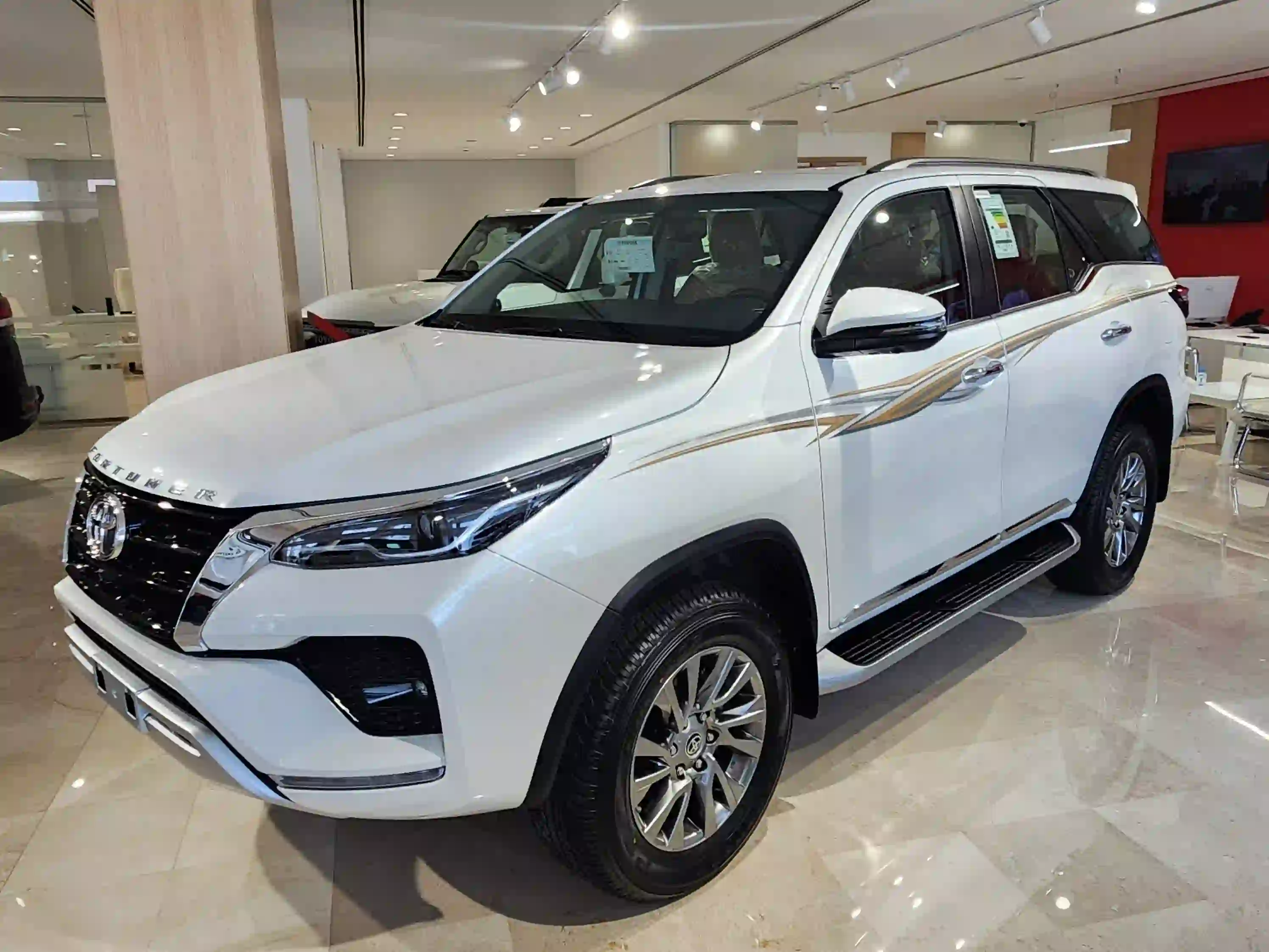 Toyota Fortuner 2026 - Image 3
