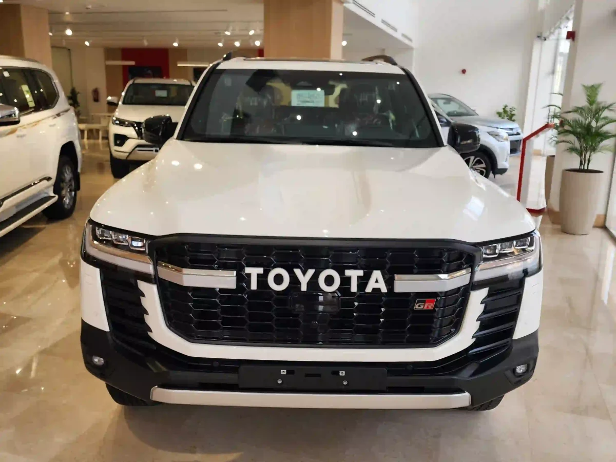 Toyota Land Cruiser G/R 2025