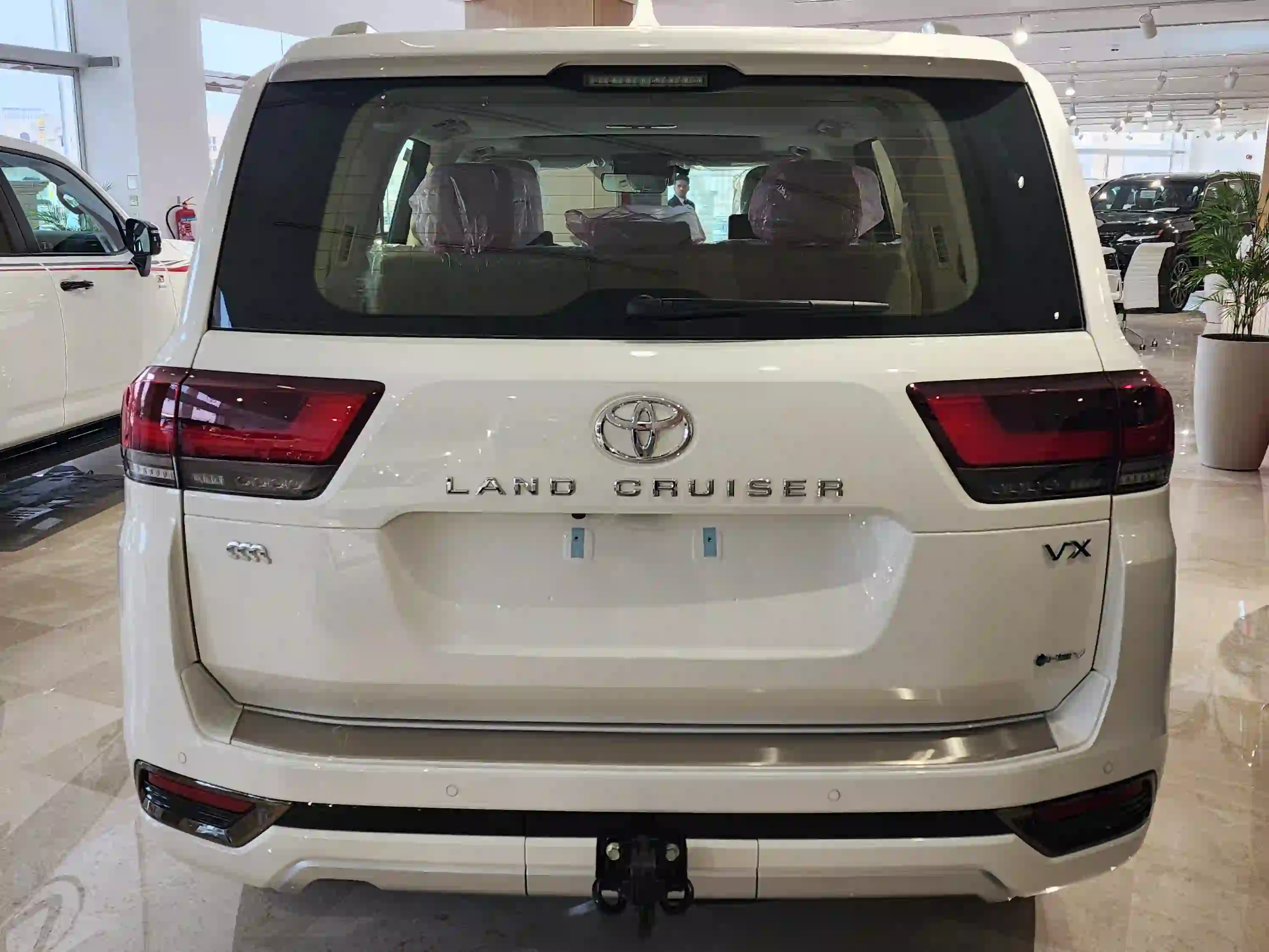 Toyota Land Cruiser VX 2025 - Image 4