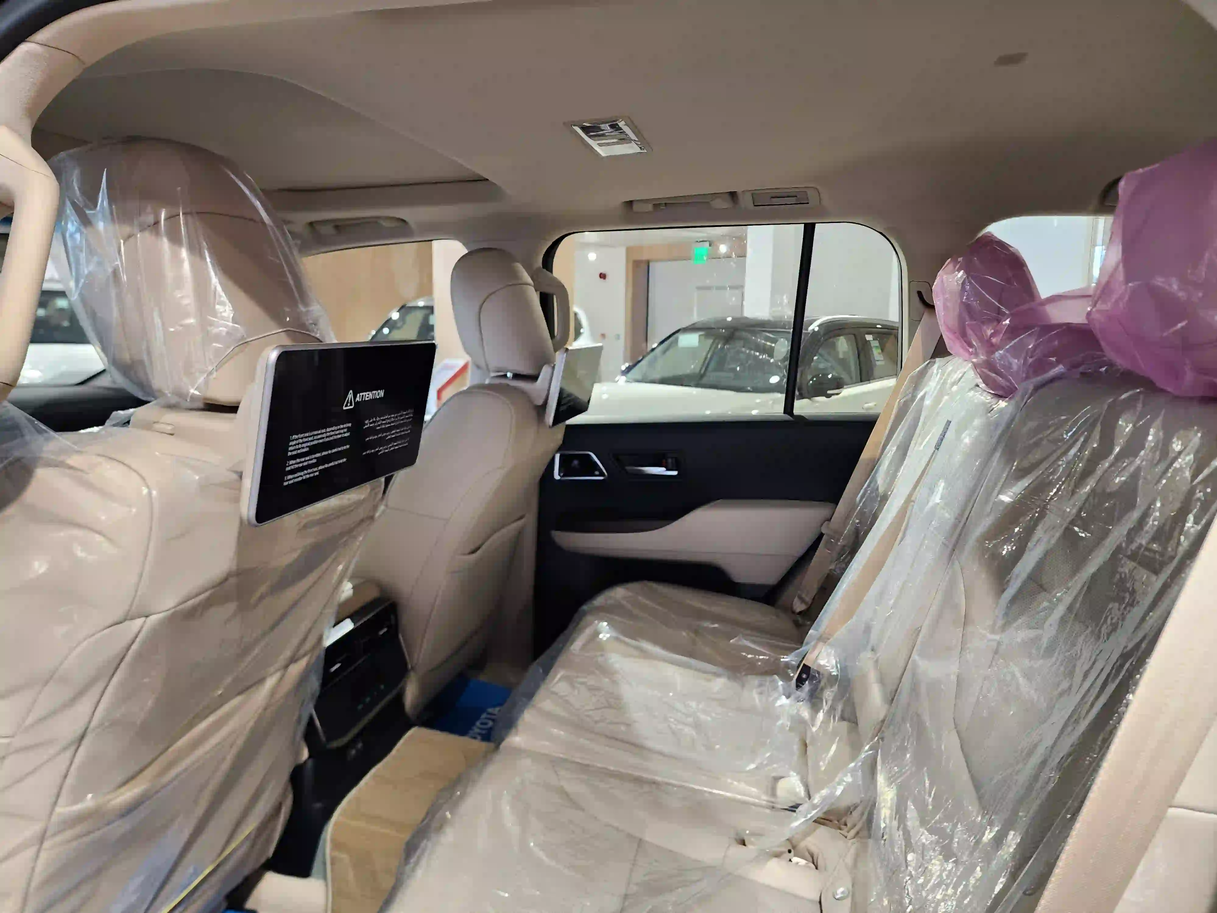 Toyota Land Cruiser GX.R 2026 - Image 3