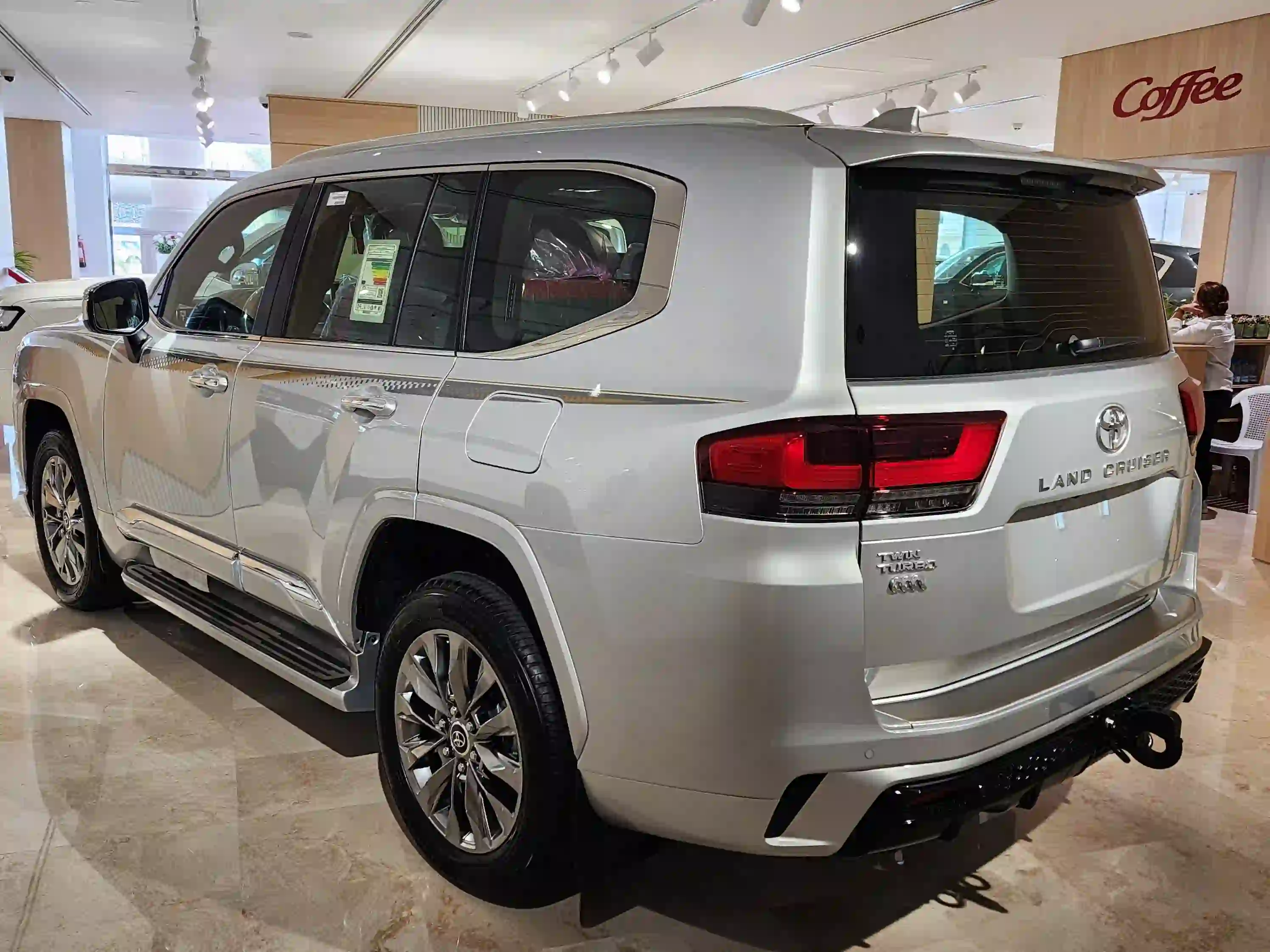 Toyota Land Cruiser VX.R 2025 - Image 3