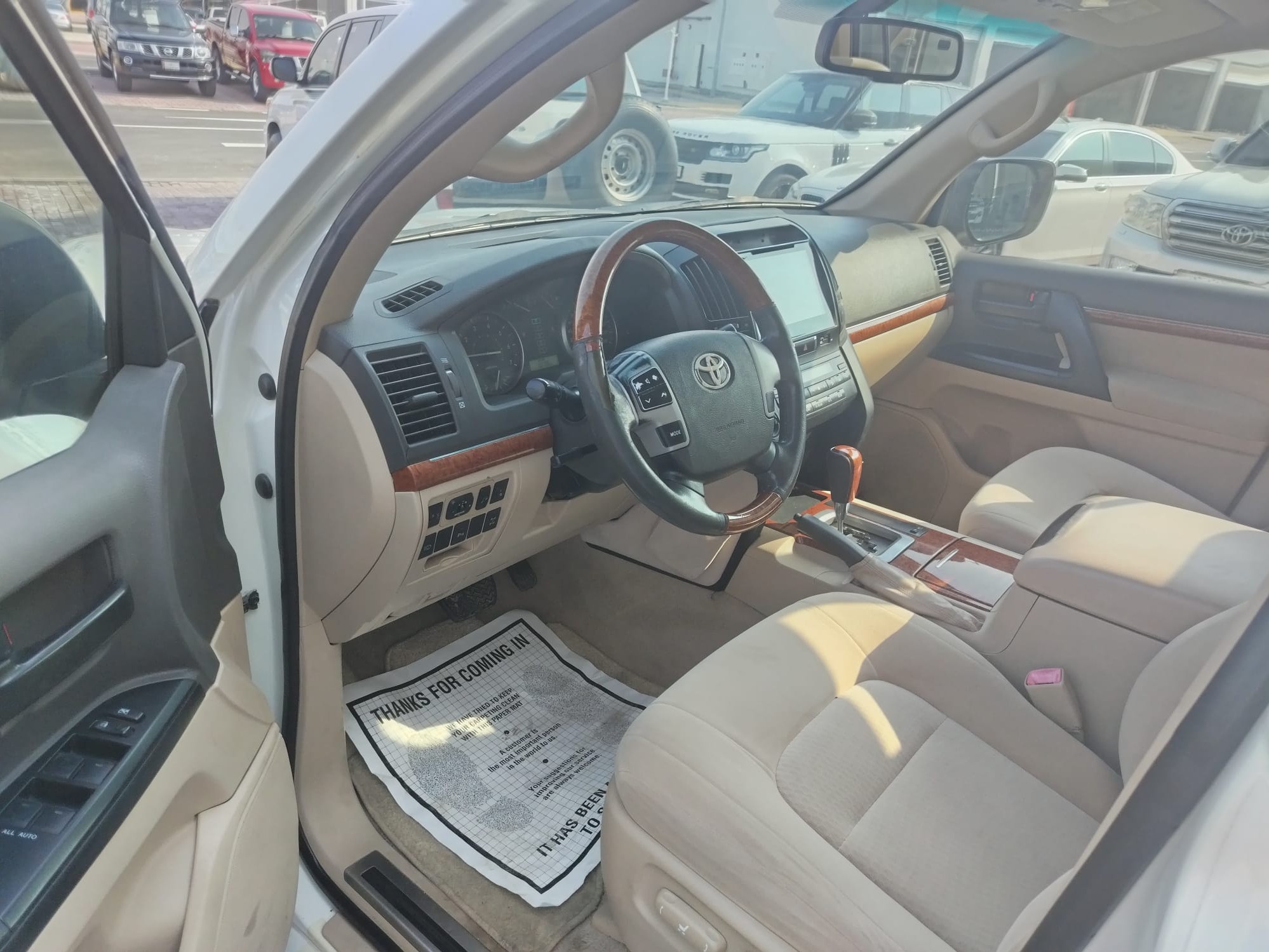 Toyota Land Cruiser GX.R 2014 - Image 4