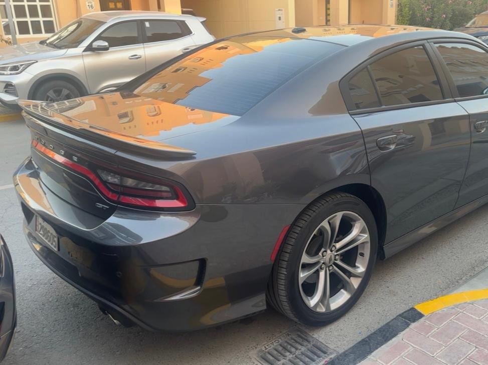 Dodge Challenger GT 2021 - Image 2