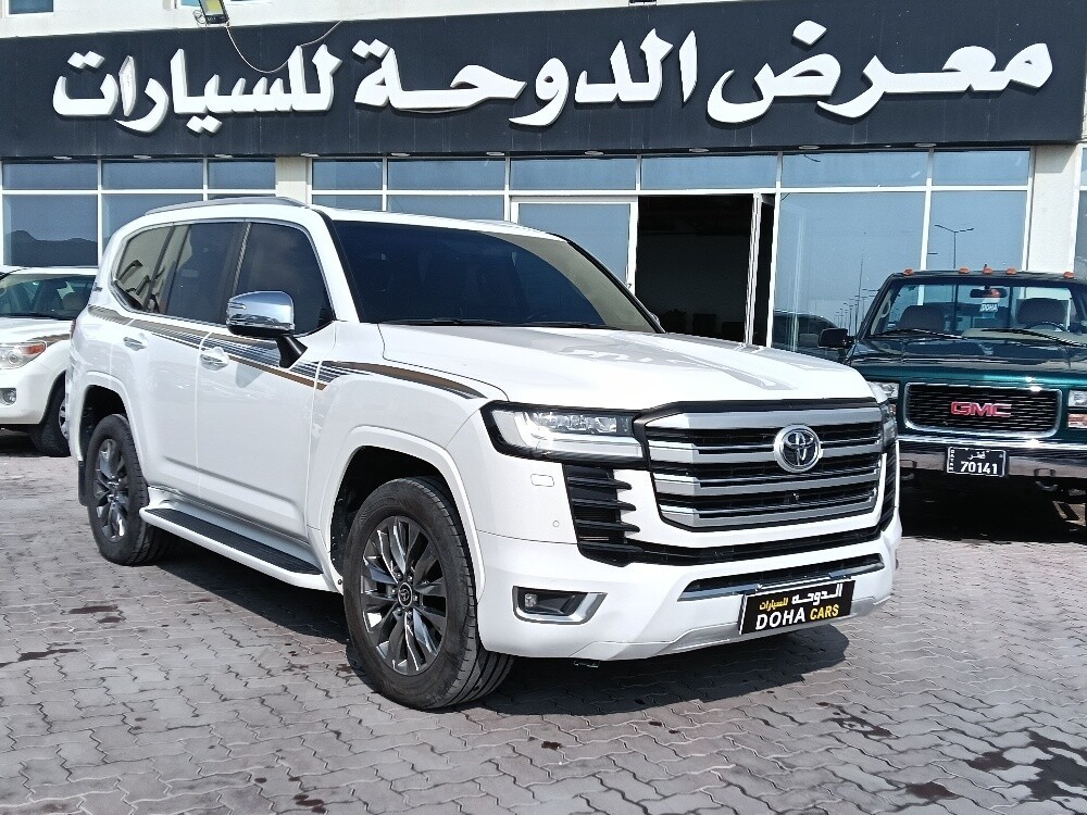 Toyota Land Cruiser VX 2020 - Image 1