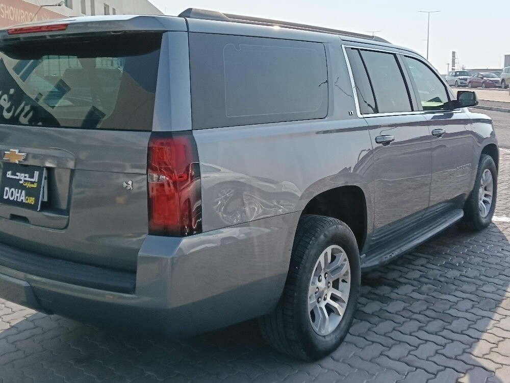Chevrolet Suburban 2018 - Image 3