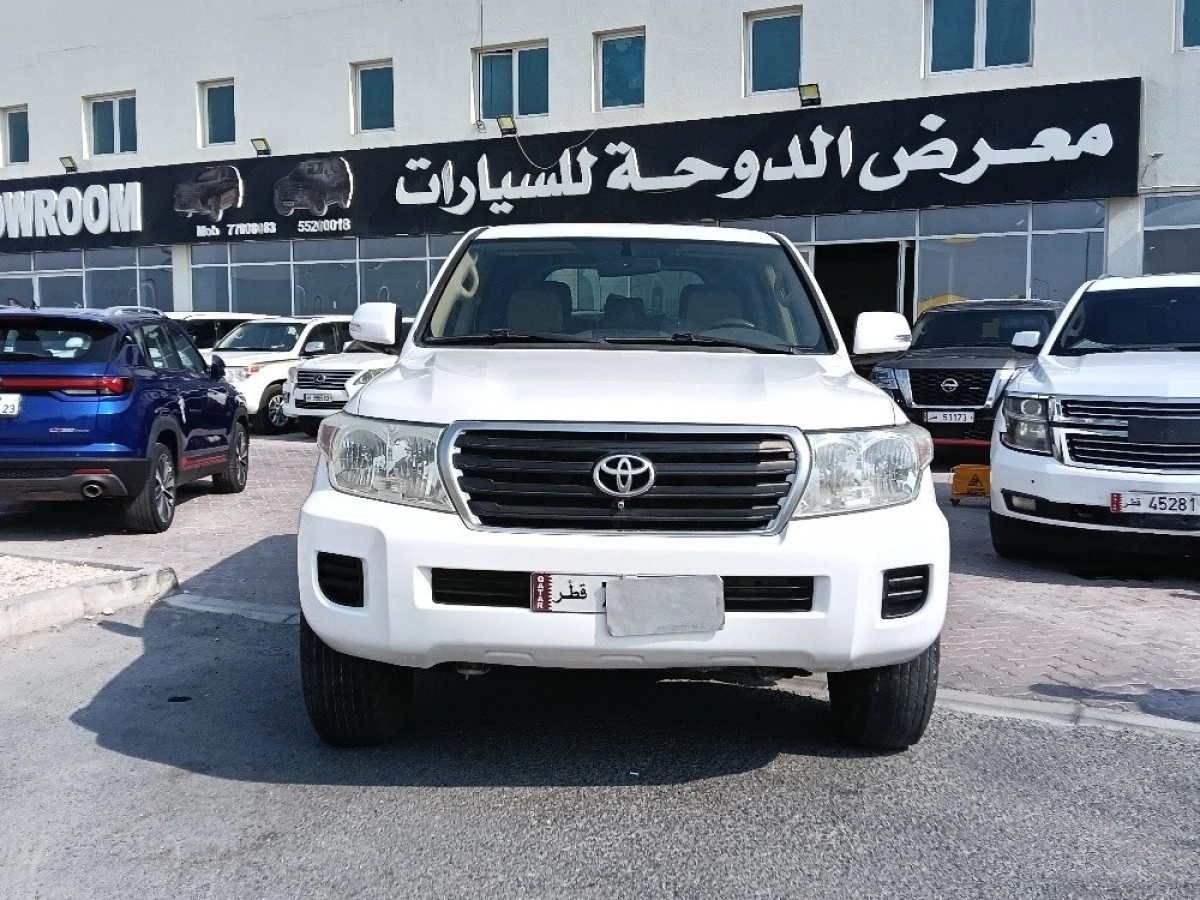 Toyota Land Cruiser G standard 2014