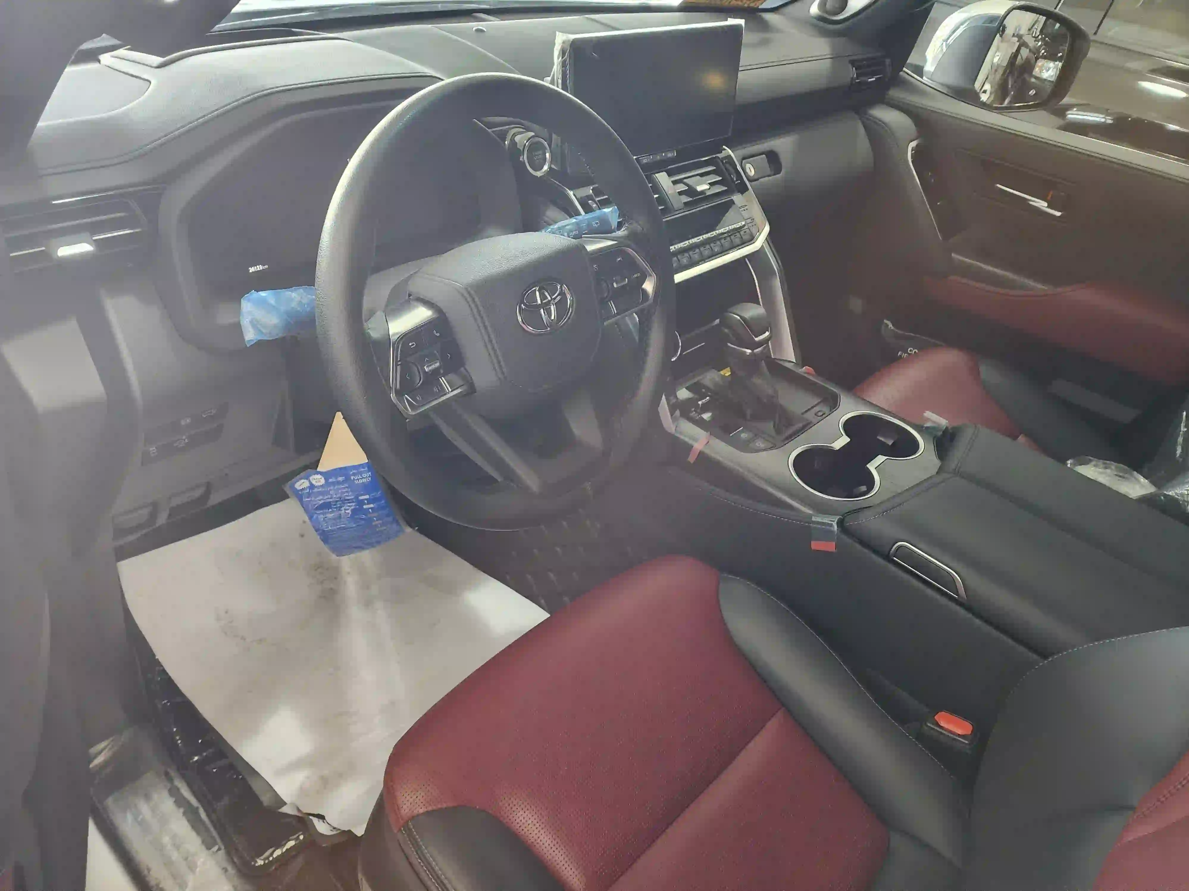 Toyota Land Cruiser VX.R 2025 - Image 4