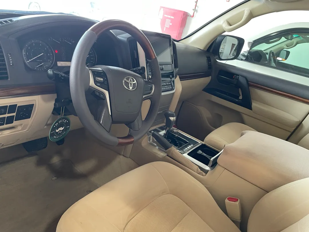Toyota Land Cruiser GX.R 2016 - Image 3