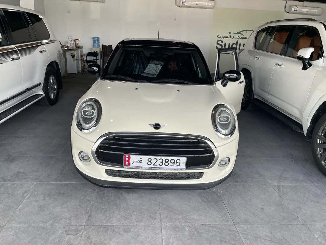 Mini Cooper 2020 - Image 2