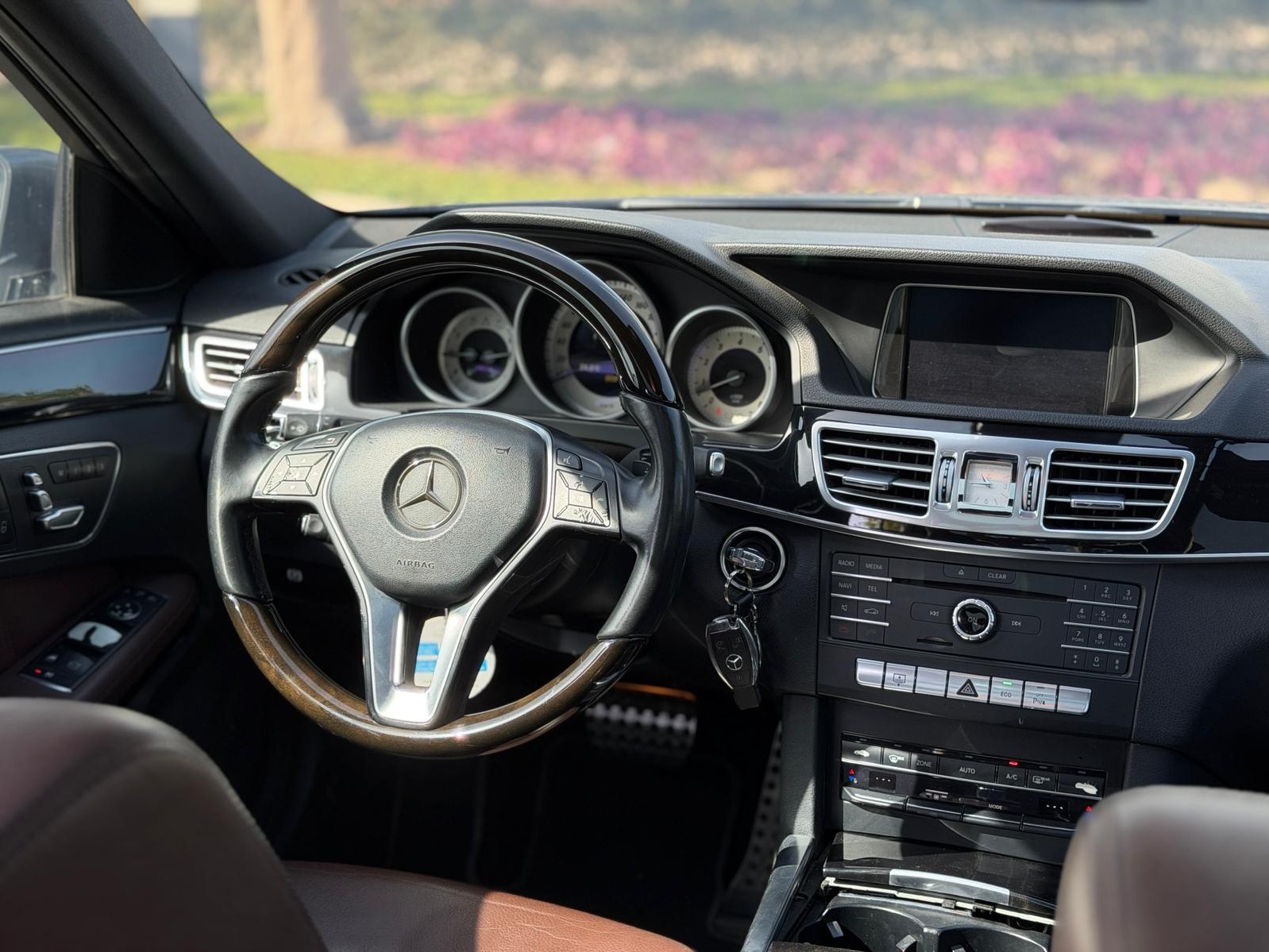 Mercedes-Benz E-Class Sedan 400 2016 - Image 4