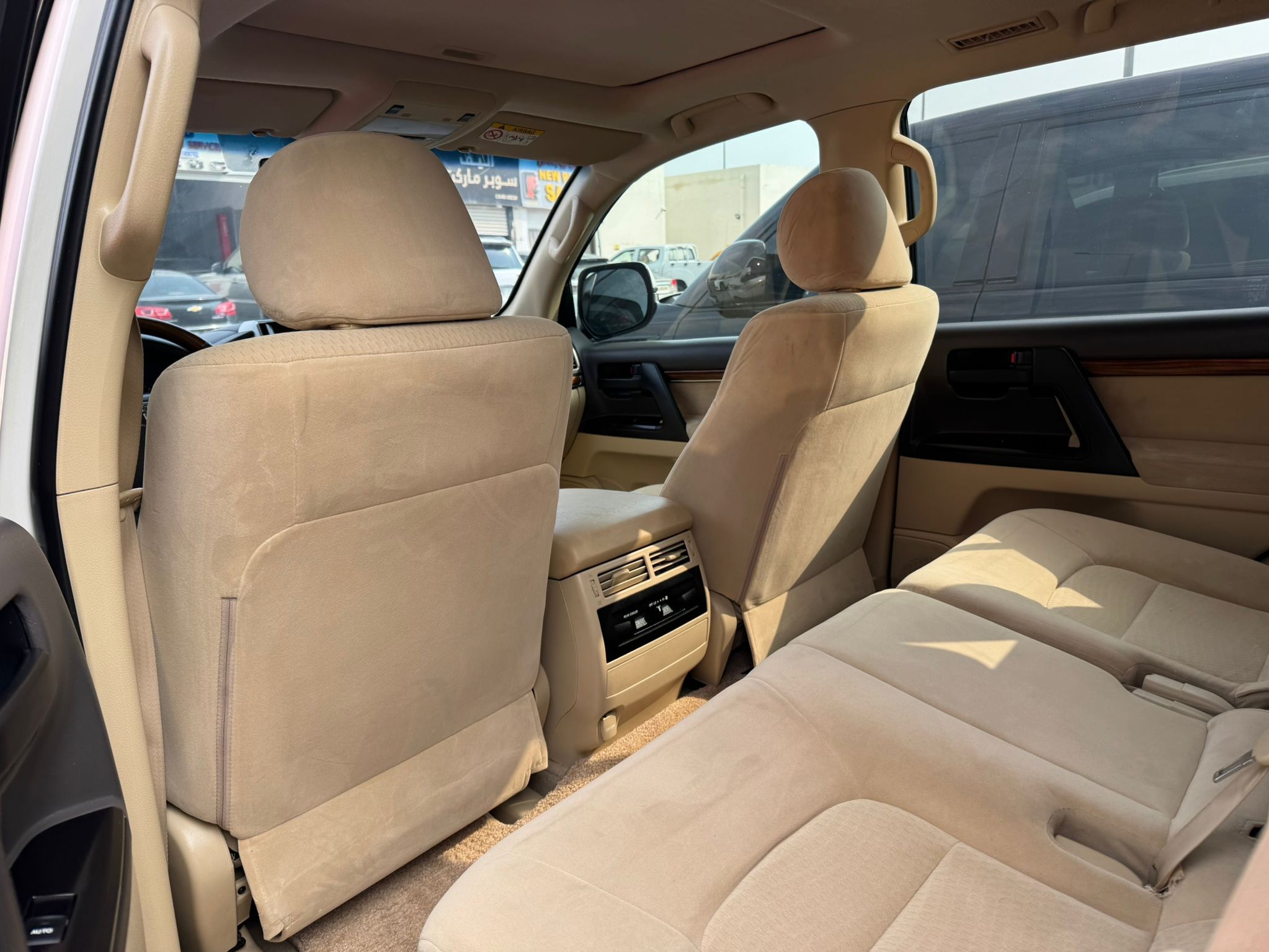 Toyota Land Cruiser GXR v6 2017 - Image 2