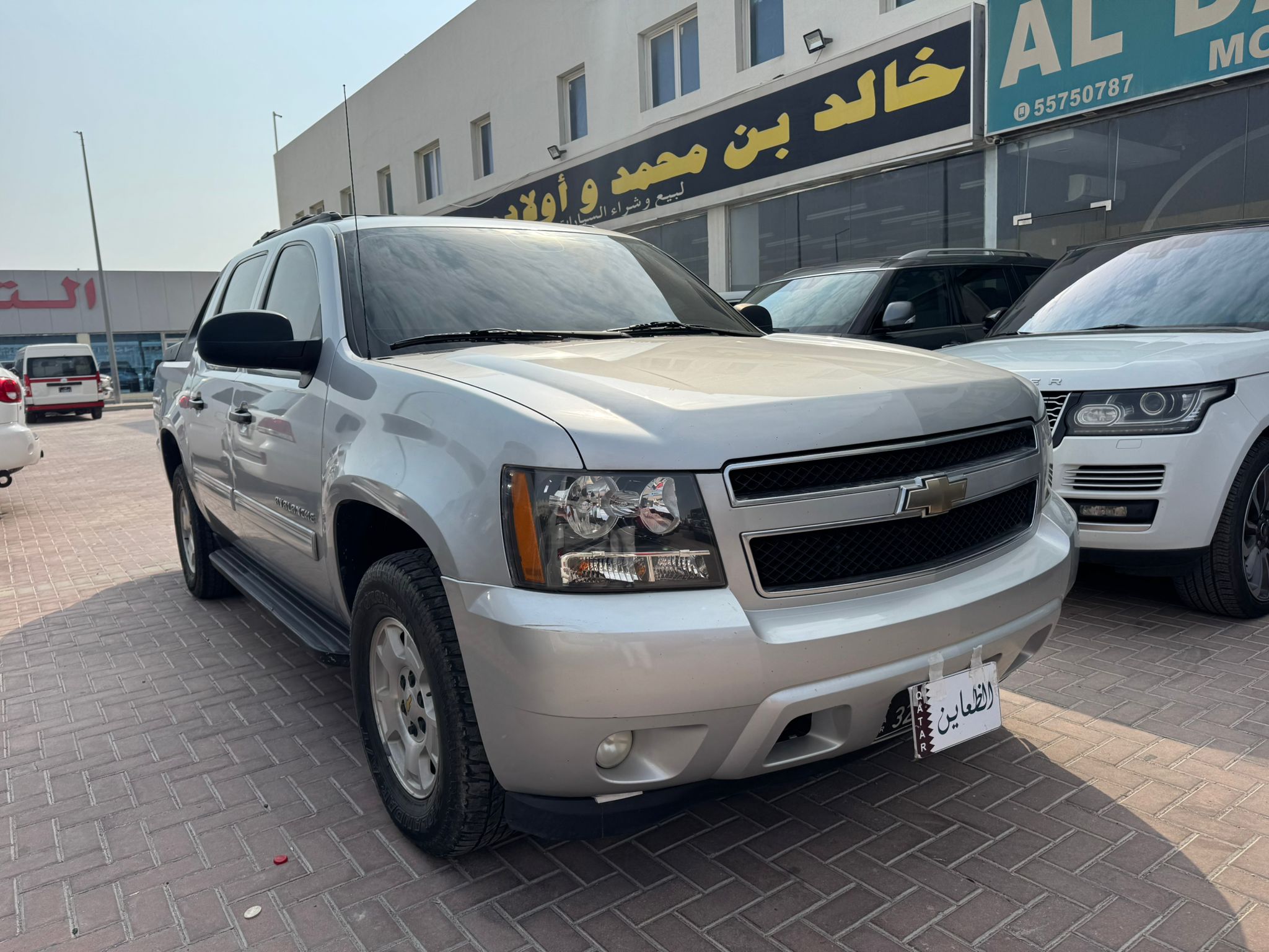 Chevrolet Avalanche 2010 - Image 1