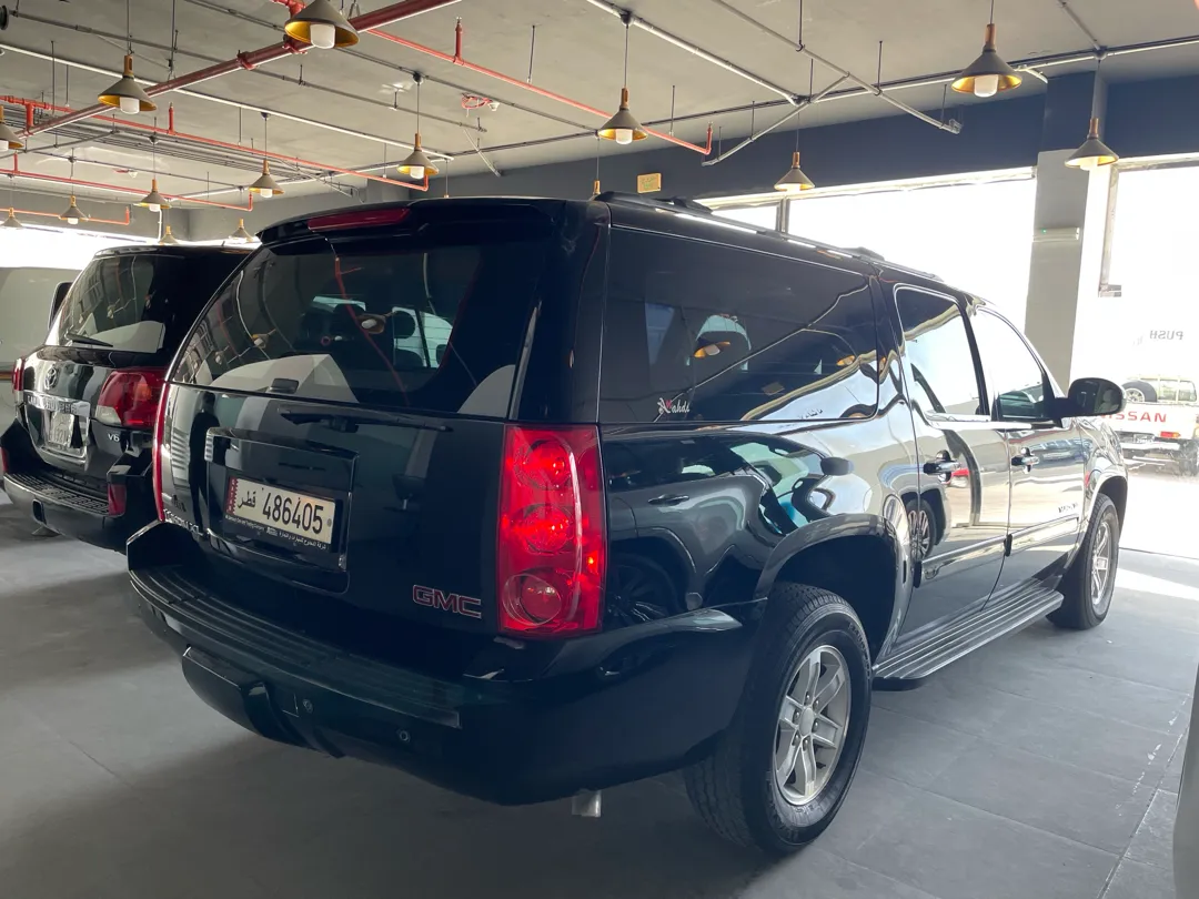 GMC Yukon XL 2012 - Image 3