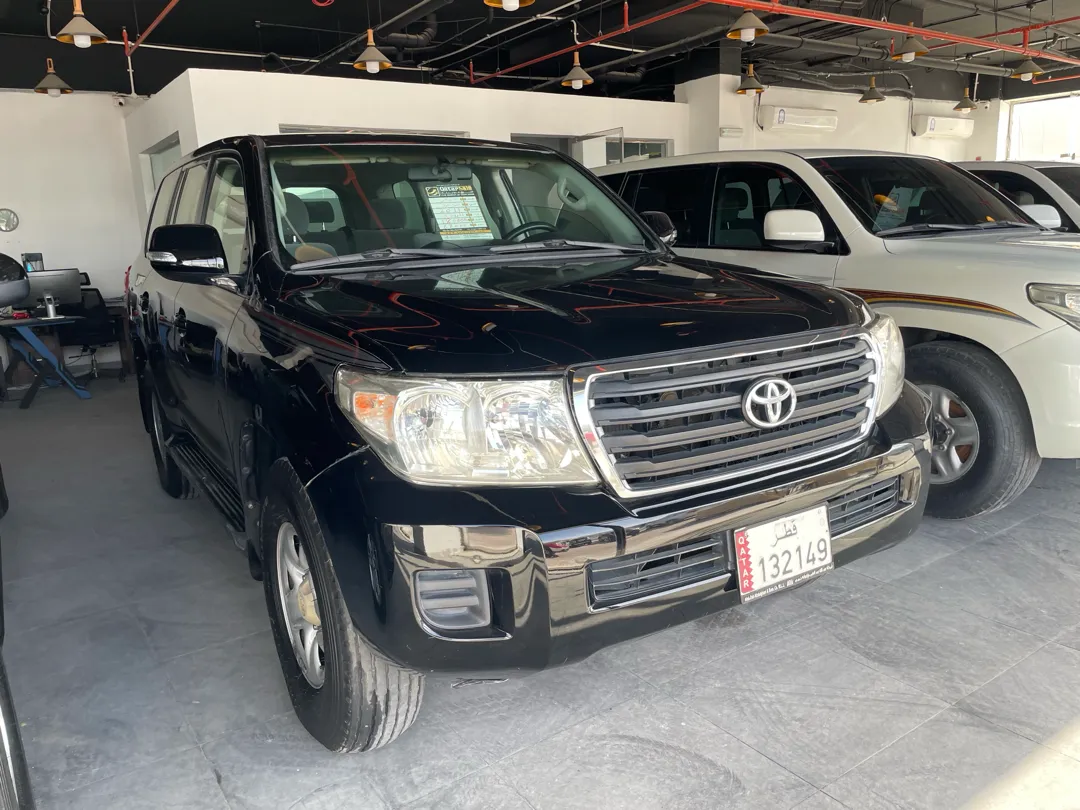 Toyota Land Cruiser Standard 2011