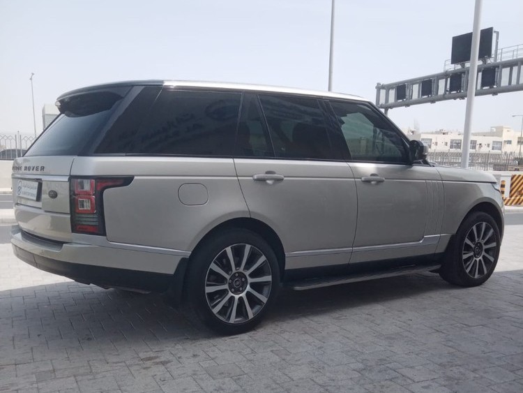 Land Rover Range Rover Vogue Autobiography 2013 - Image 2