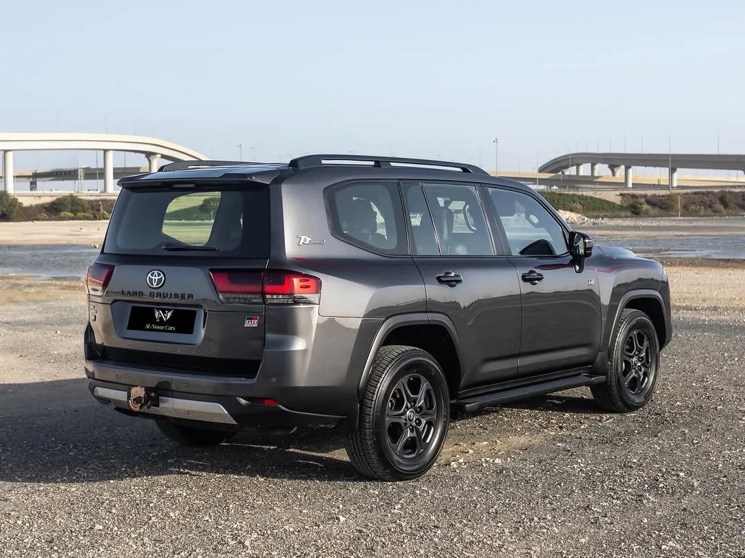 Toyota Land Cruiser G/R 2022 - Image 3