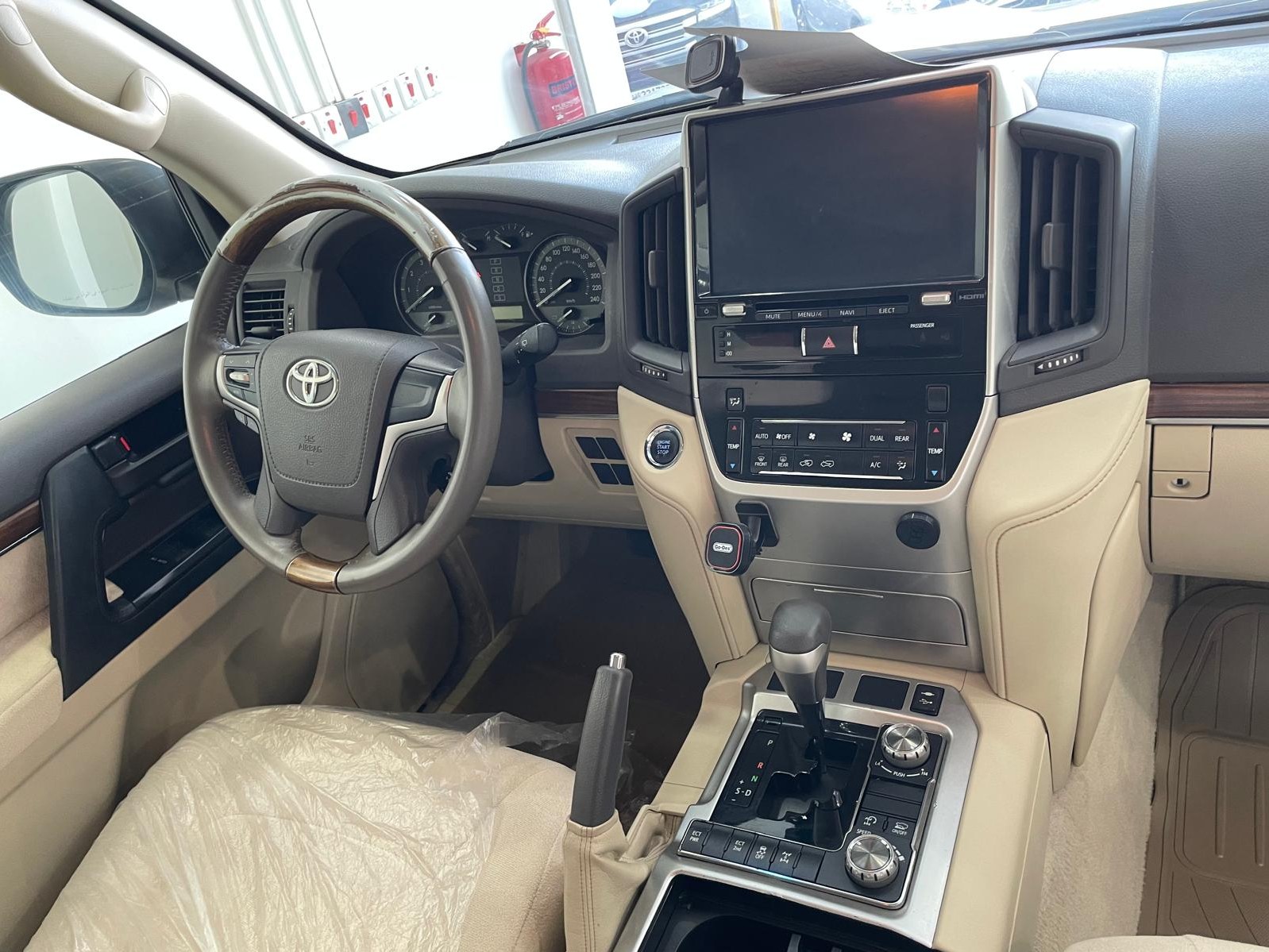 Toyota Land Cruiser GX.R 2018 - Image 3